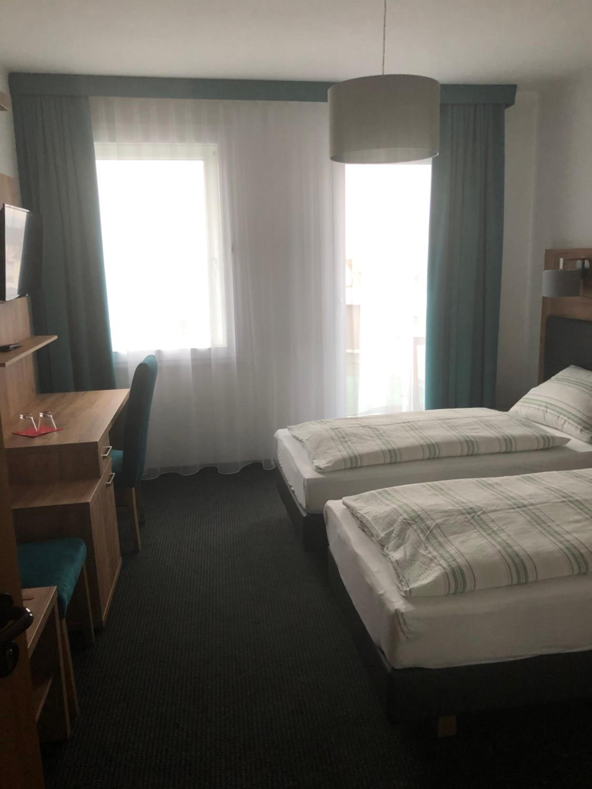 Double Room - Photo 14