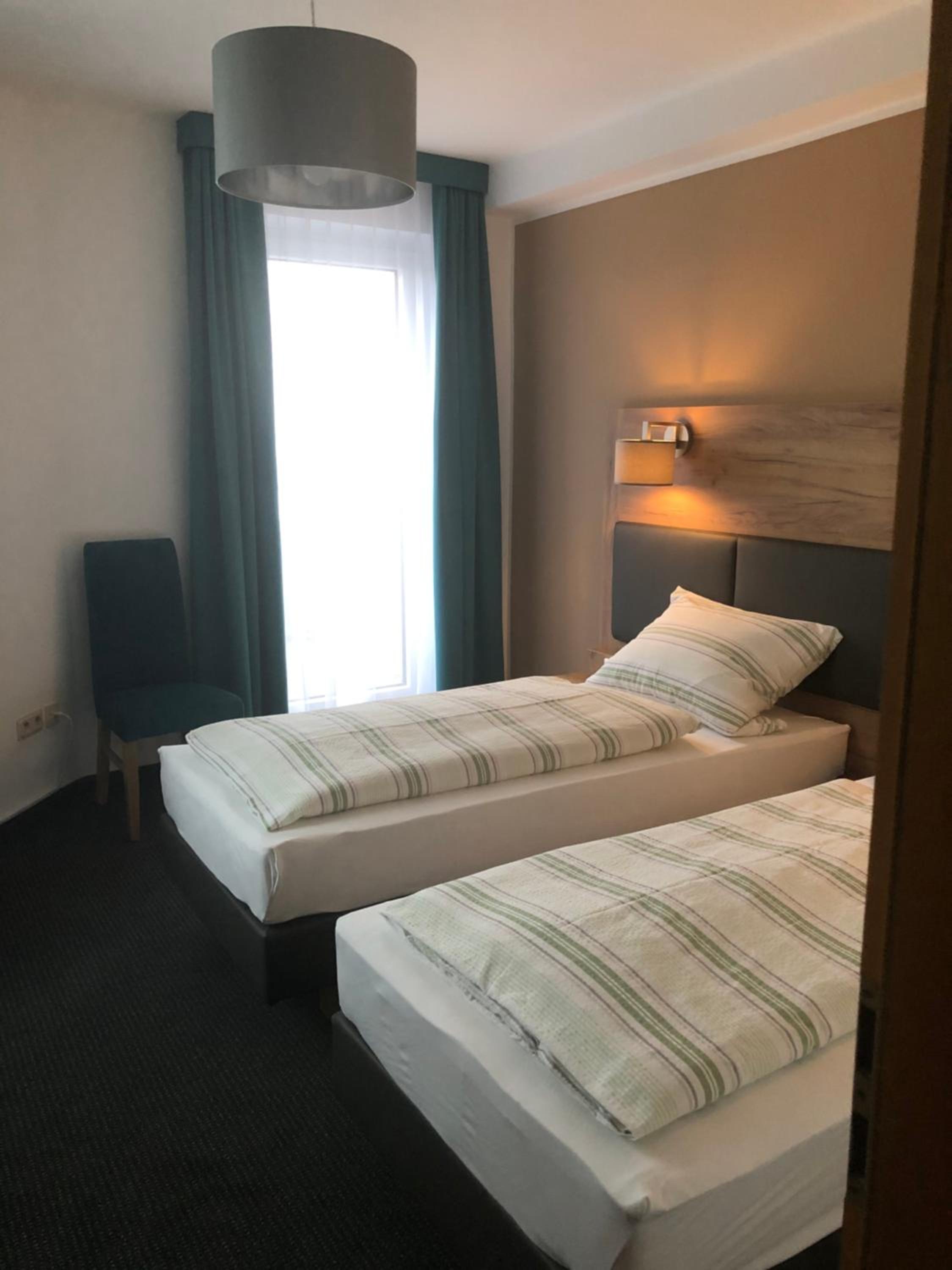 Double Room - Photo 15