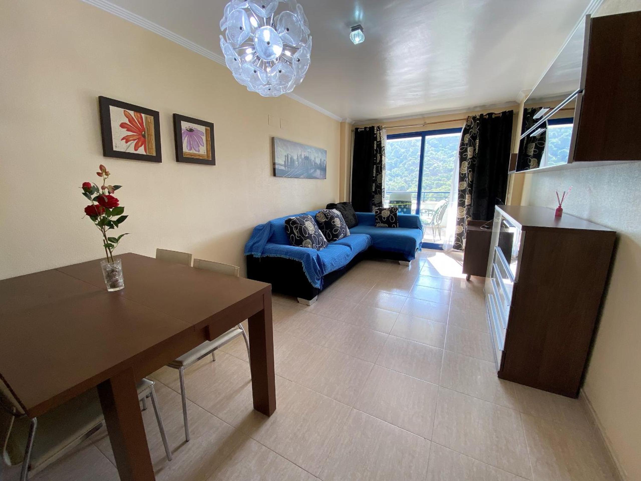 Apartamento con vista a la piscina