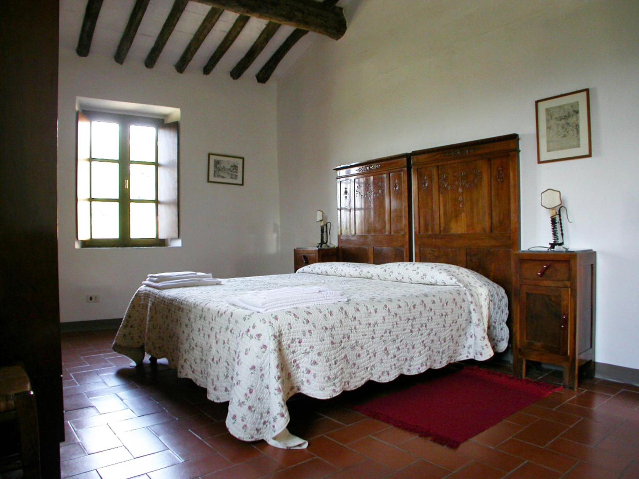 Two-Bedroom Apartment with Garden photo 2
