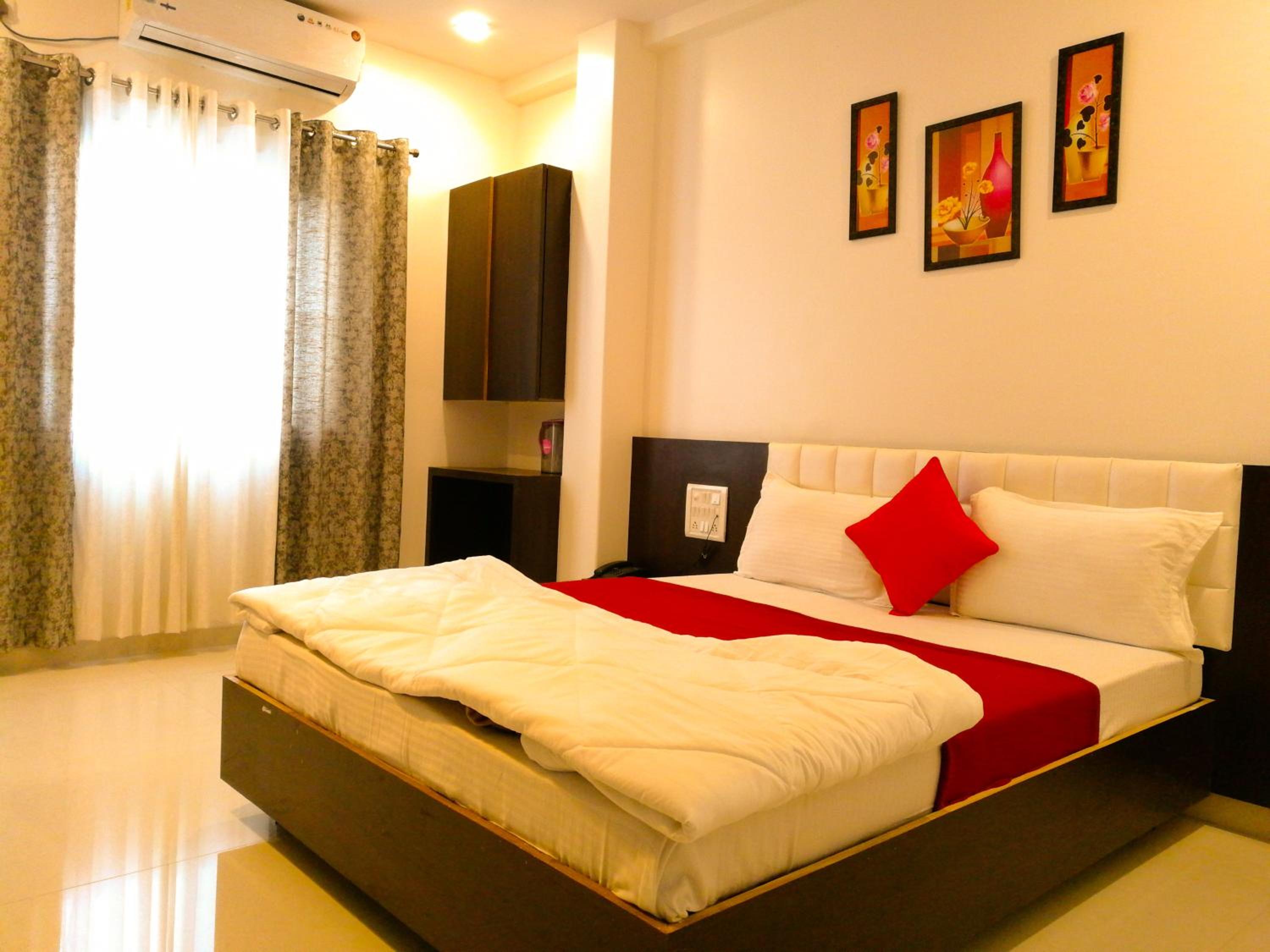 Super Deluxe Double Room - Photo 9