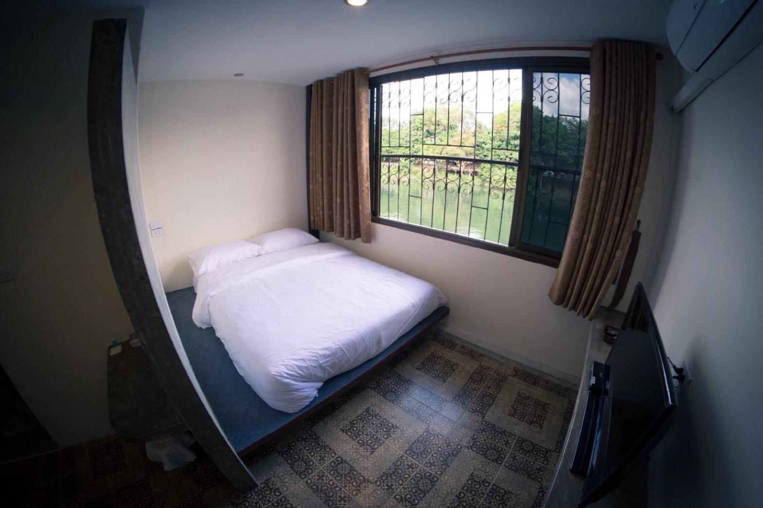 Deluxe Double Room - Photo 1