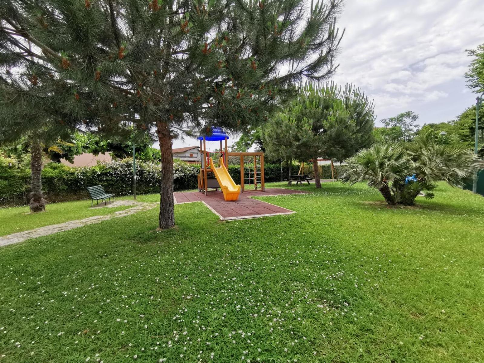 Two-Bedroom Apartment - Photo 10