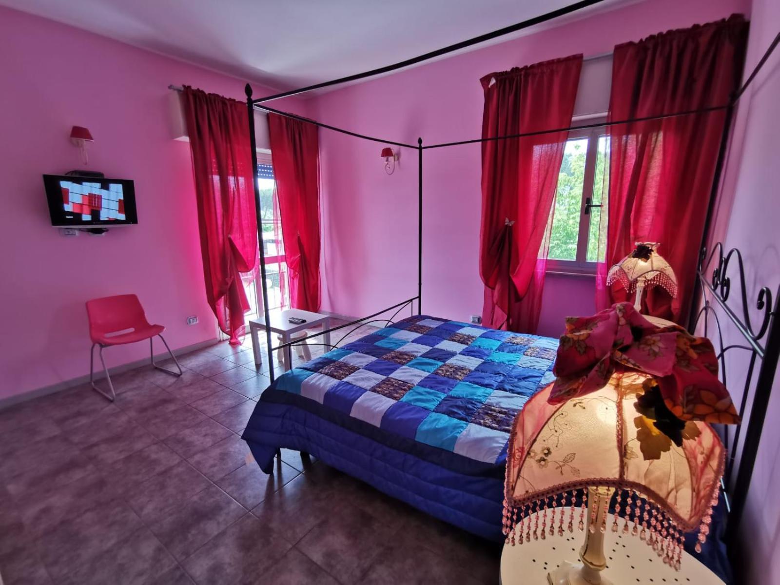 Two-Bedroom Apartment - Photo 4