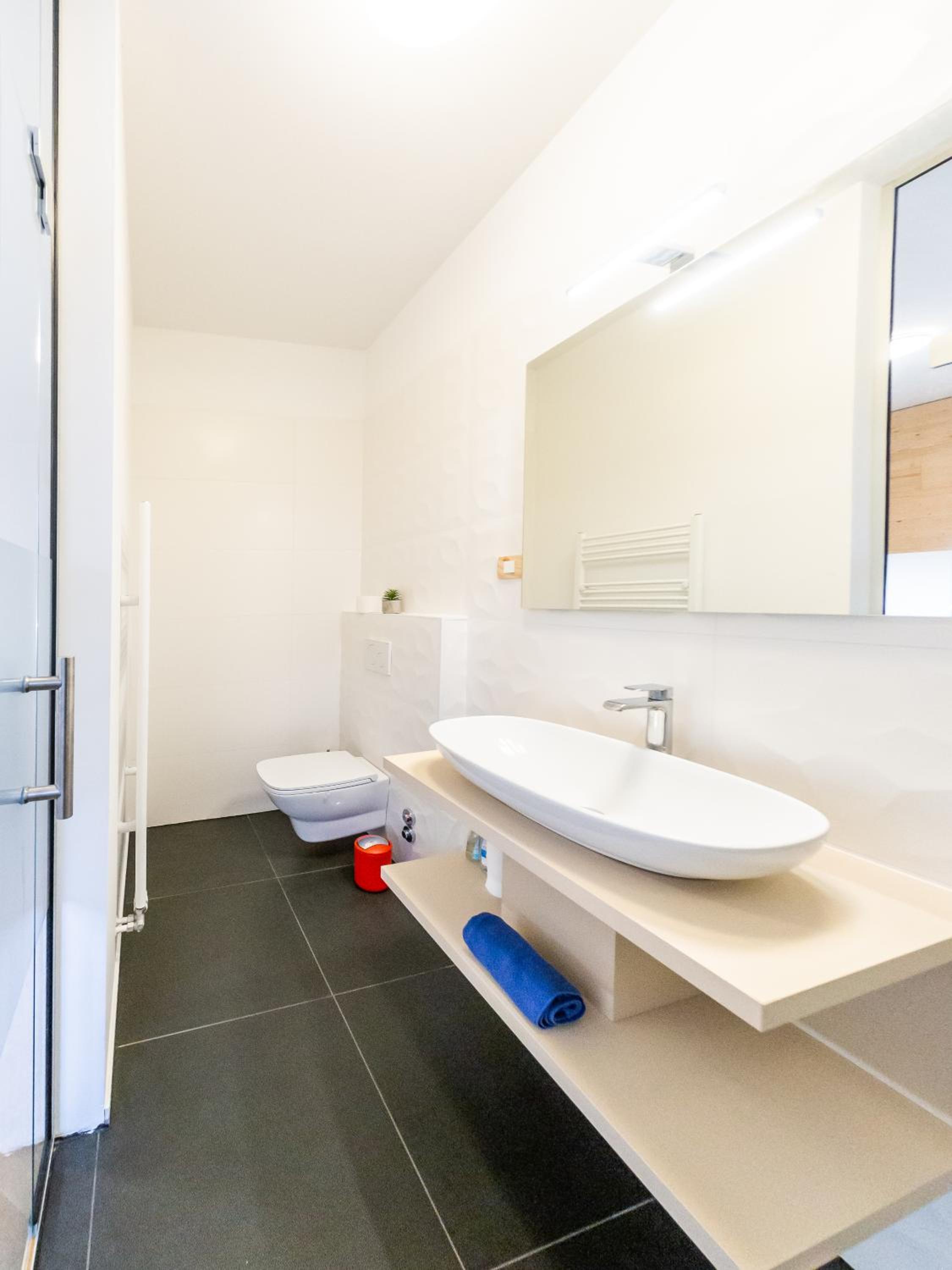 Large Double Room - Photo 14