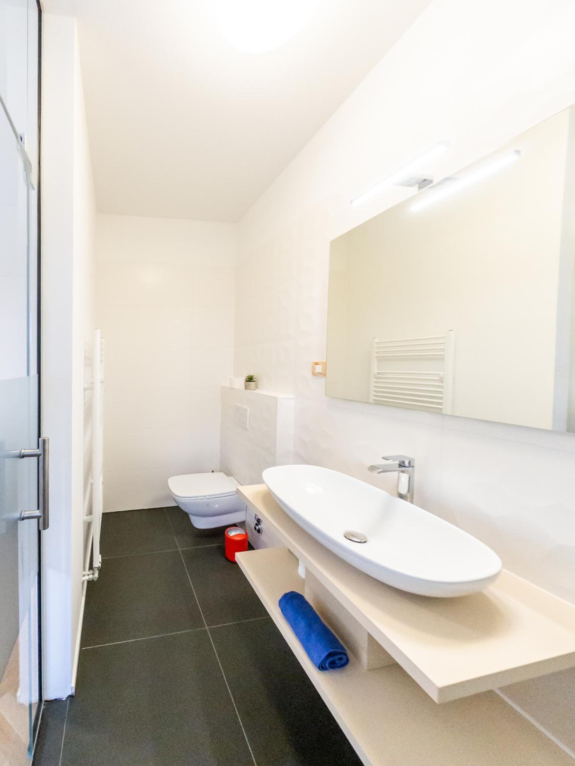 Large Double Room - Photo 15