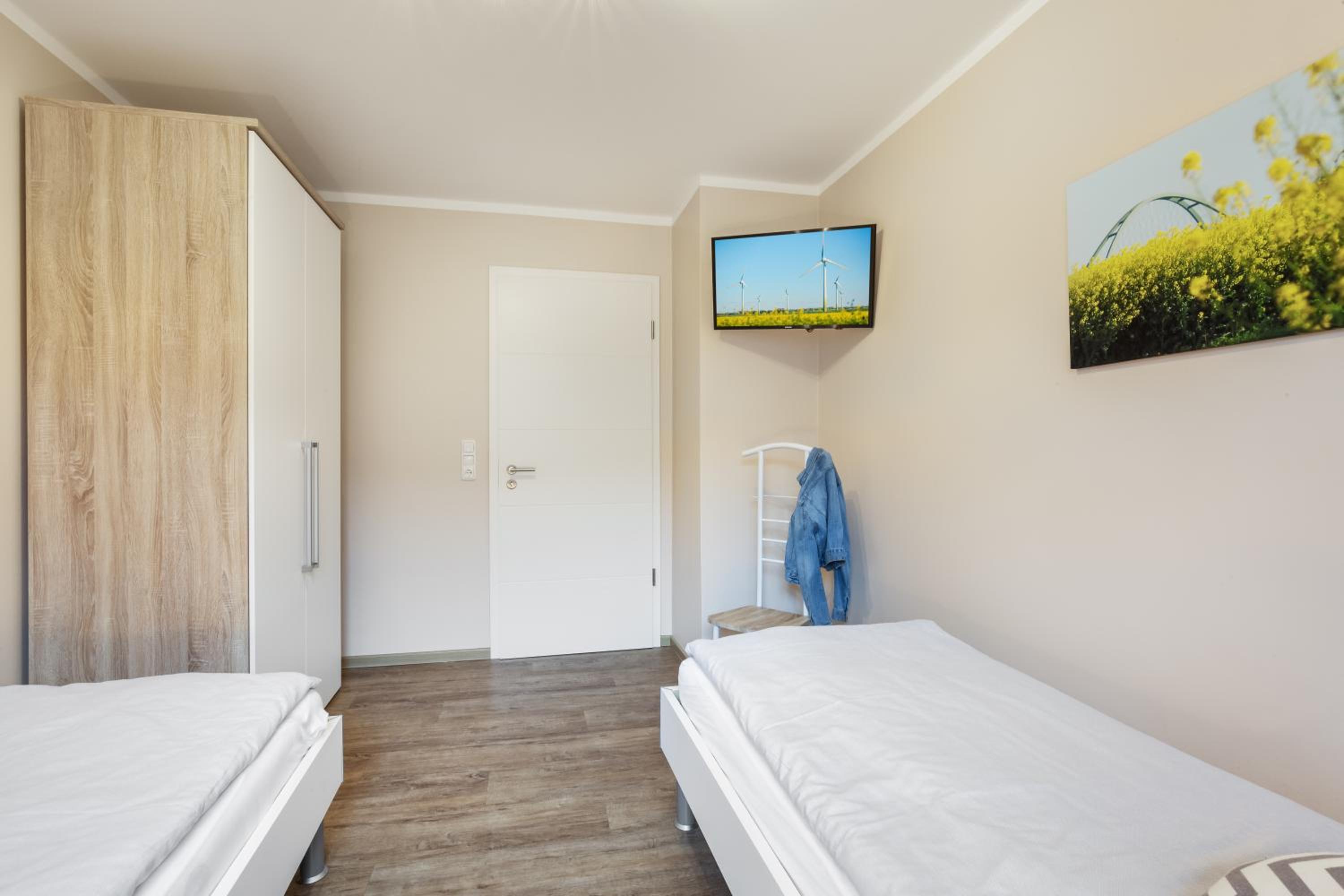 Two-Bedroom House photo 3