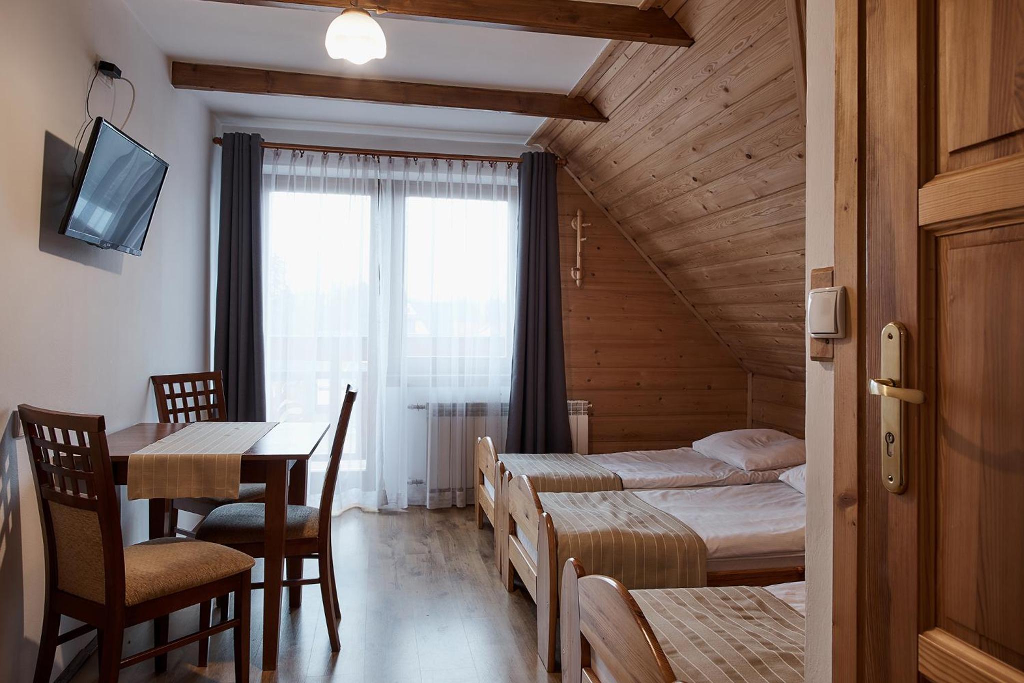 Triple Room with Balcony photo 3