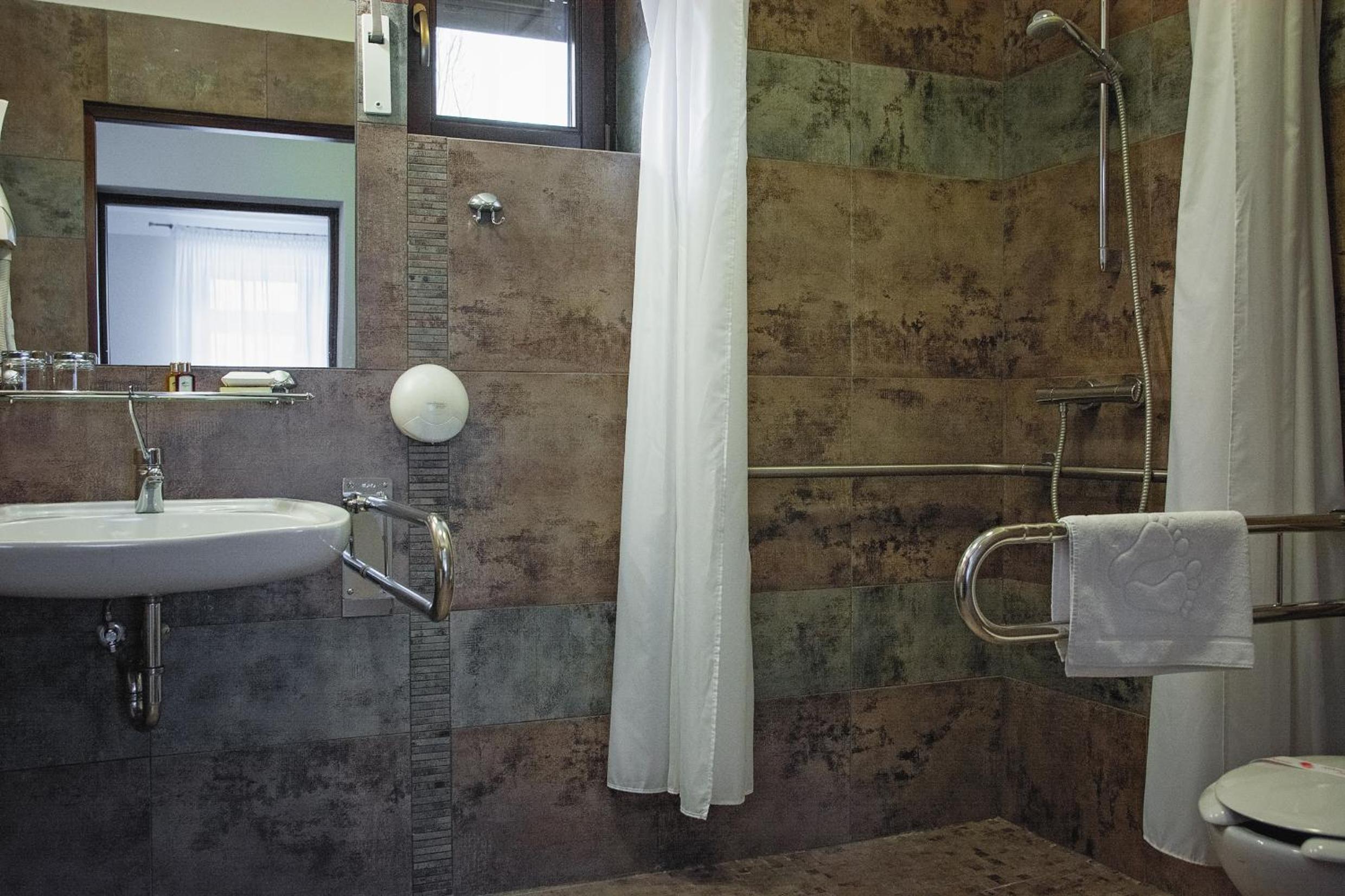 Small Double or Twin Room