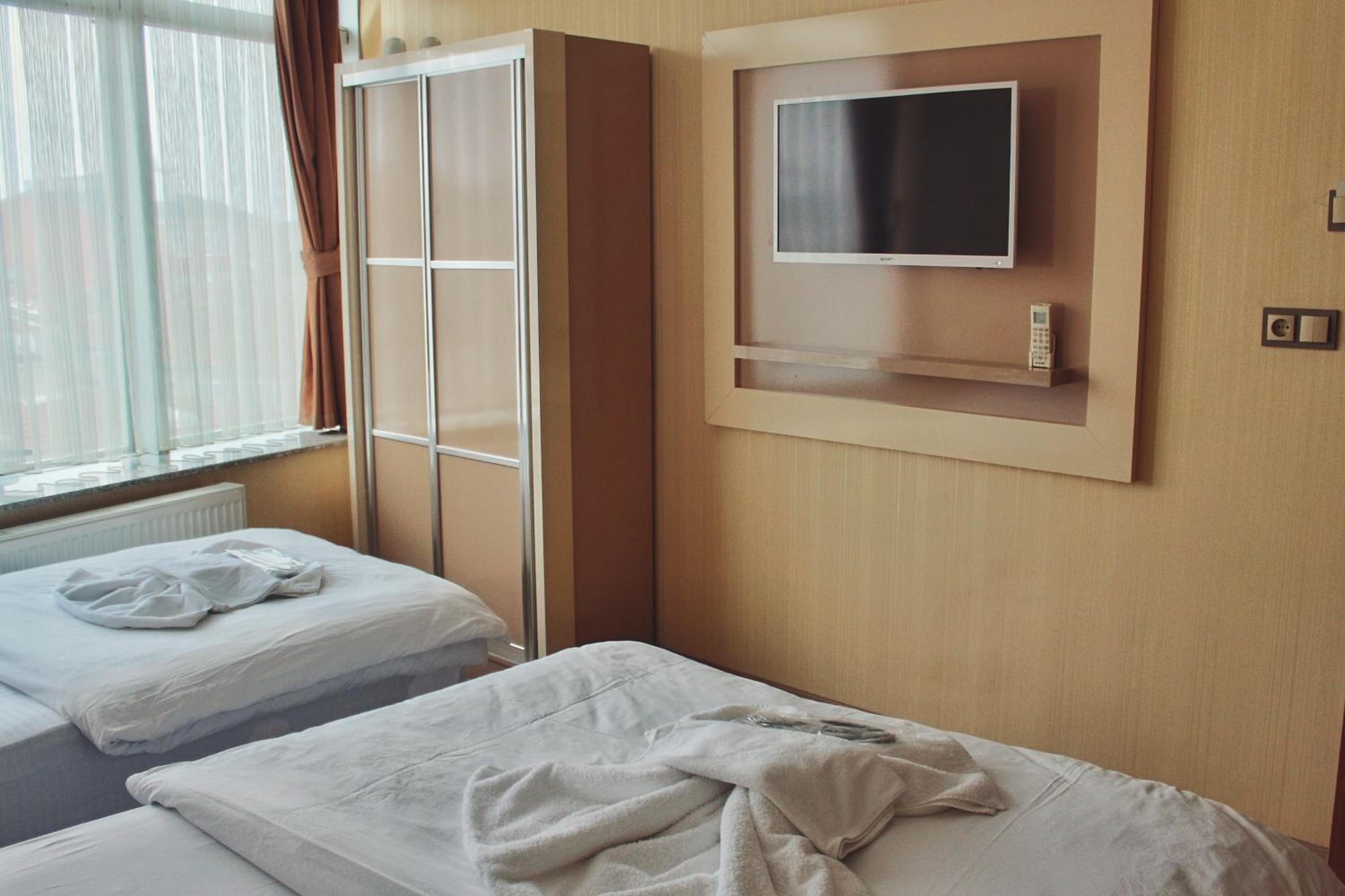 Standard Double Room photo 2
