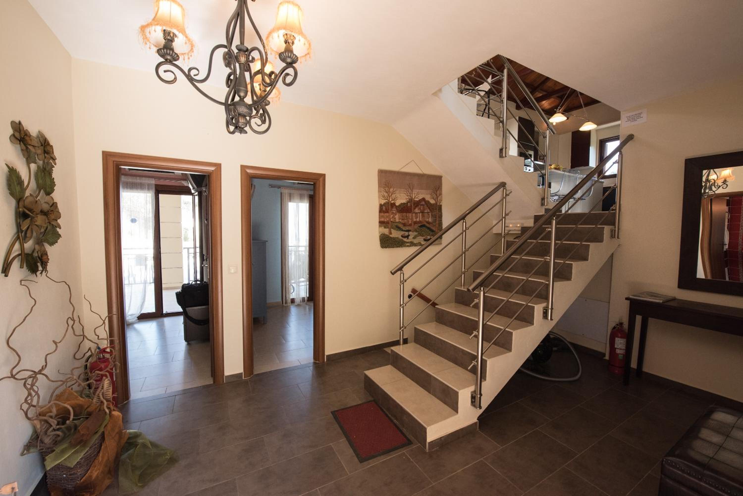 Three-Bedroom Villa photo 1