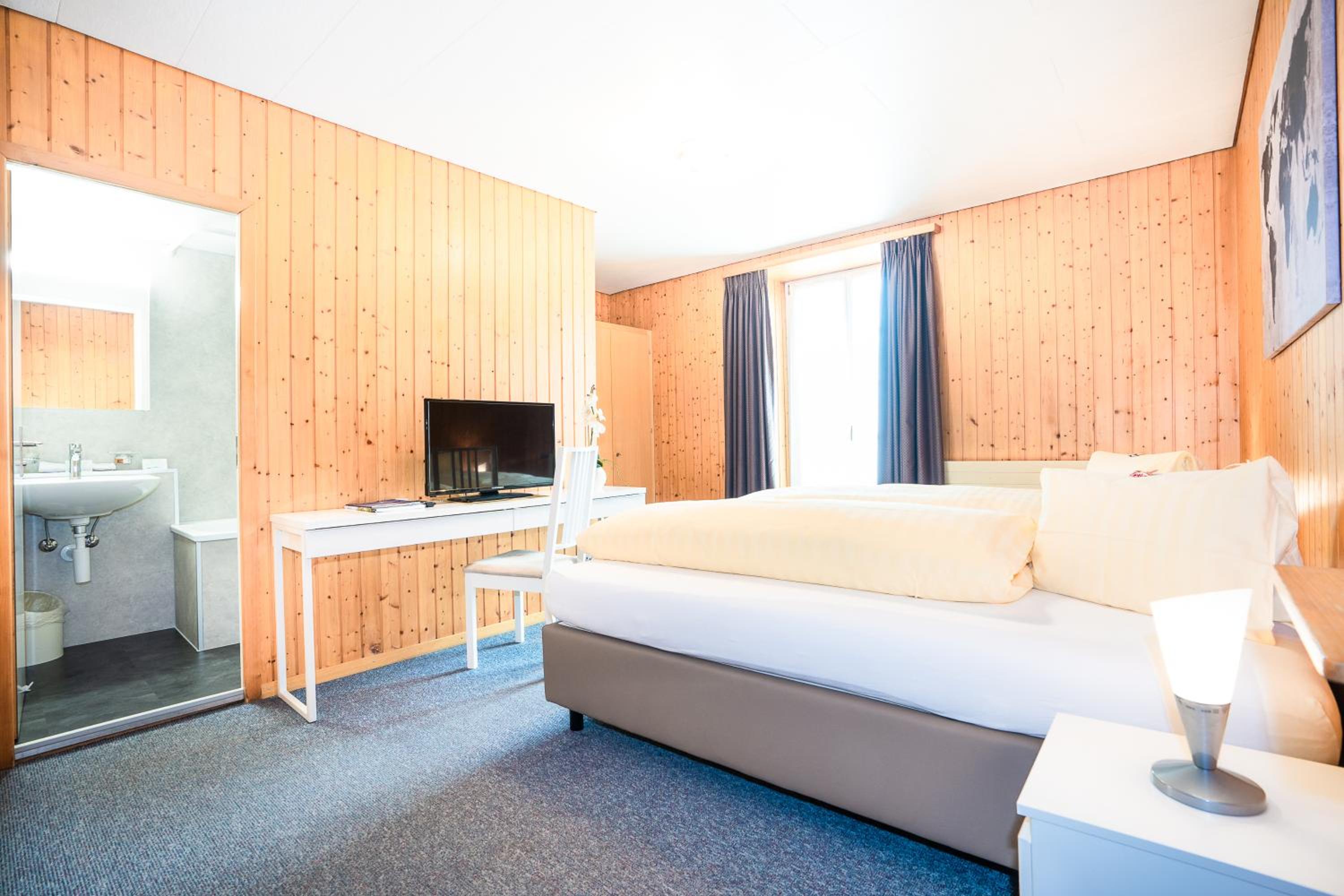 Double Room - Photo 1