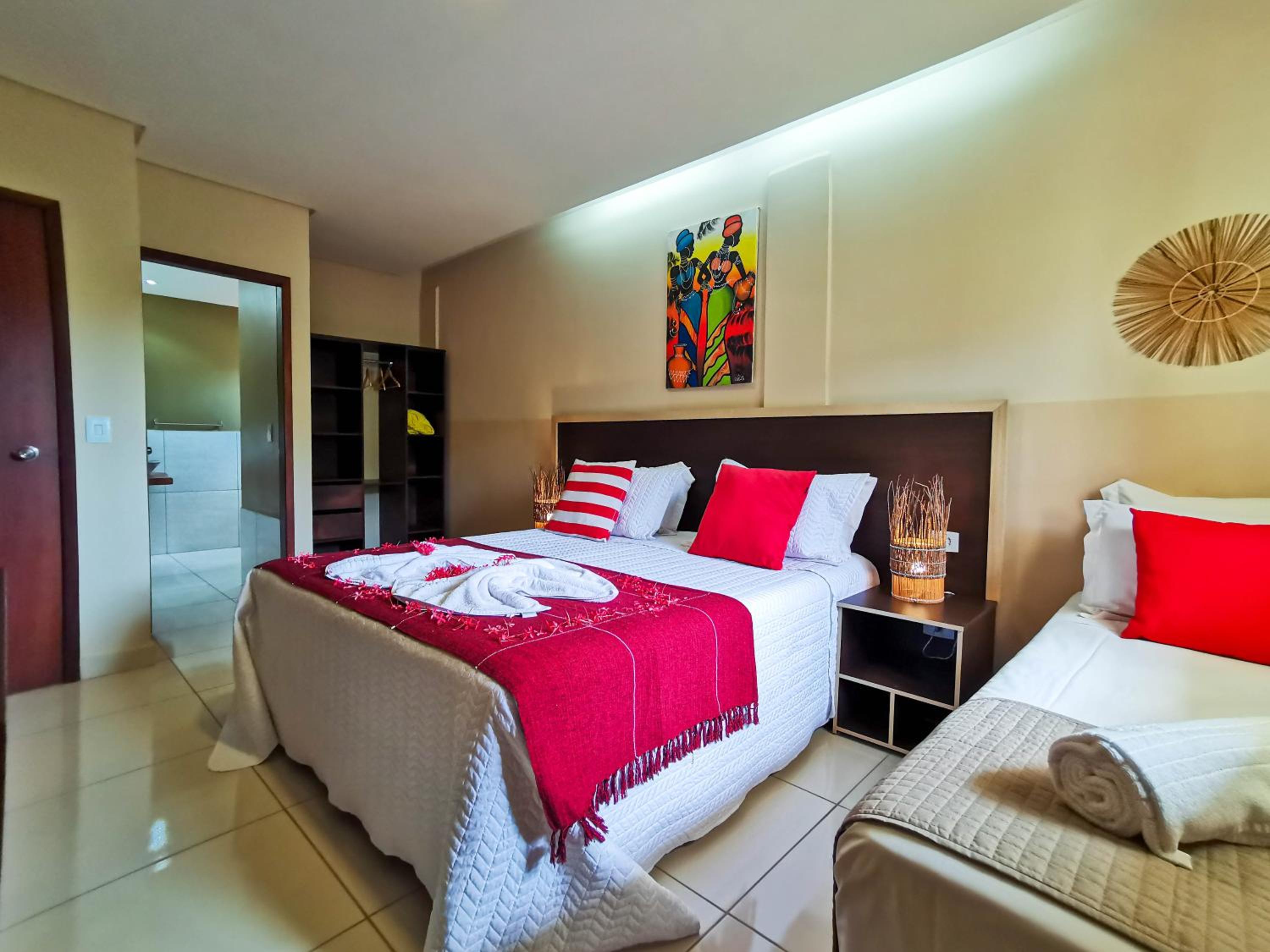 Suite with Sea View and Balcony  photo 2