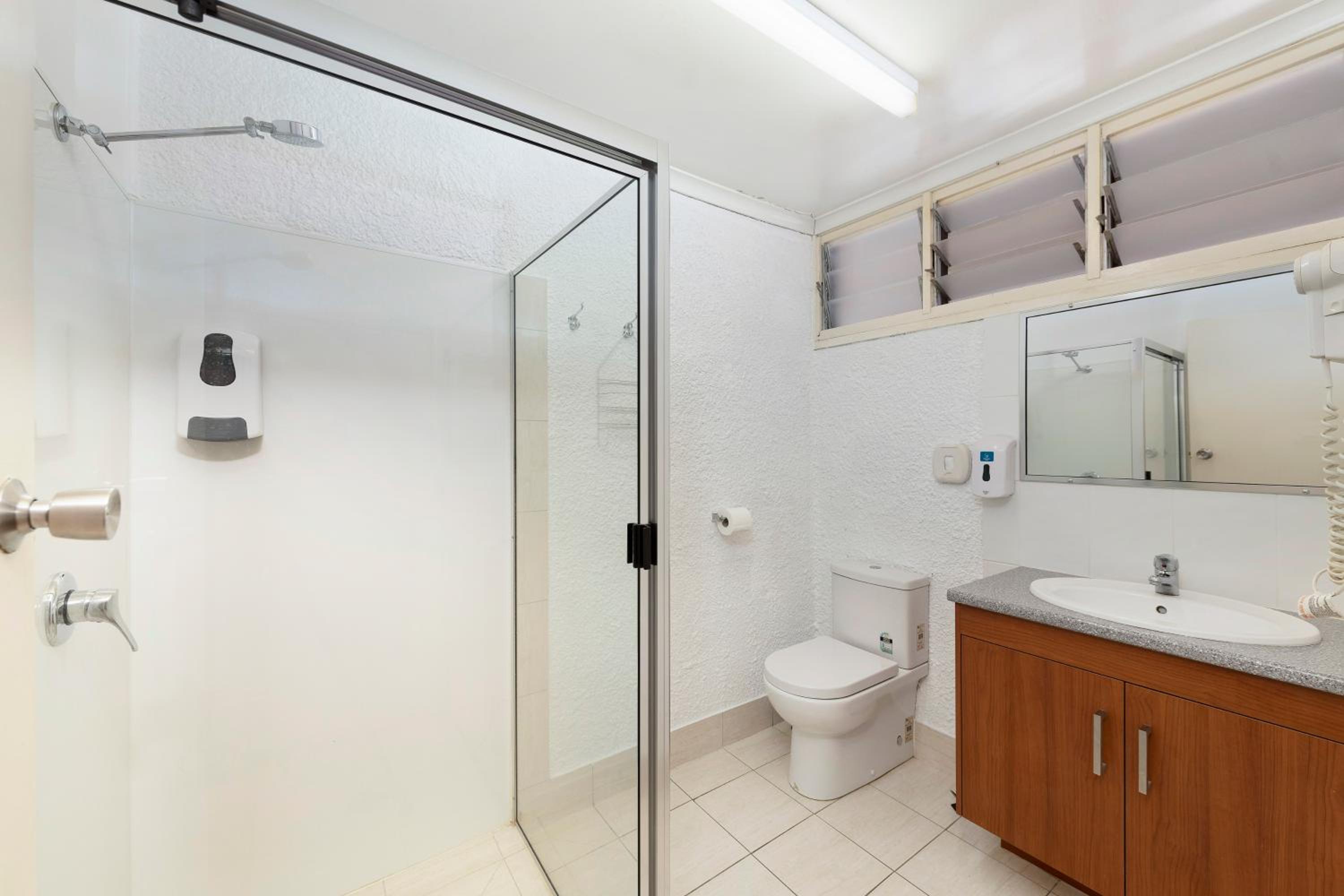 Double or Twin Room photo 3
