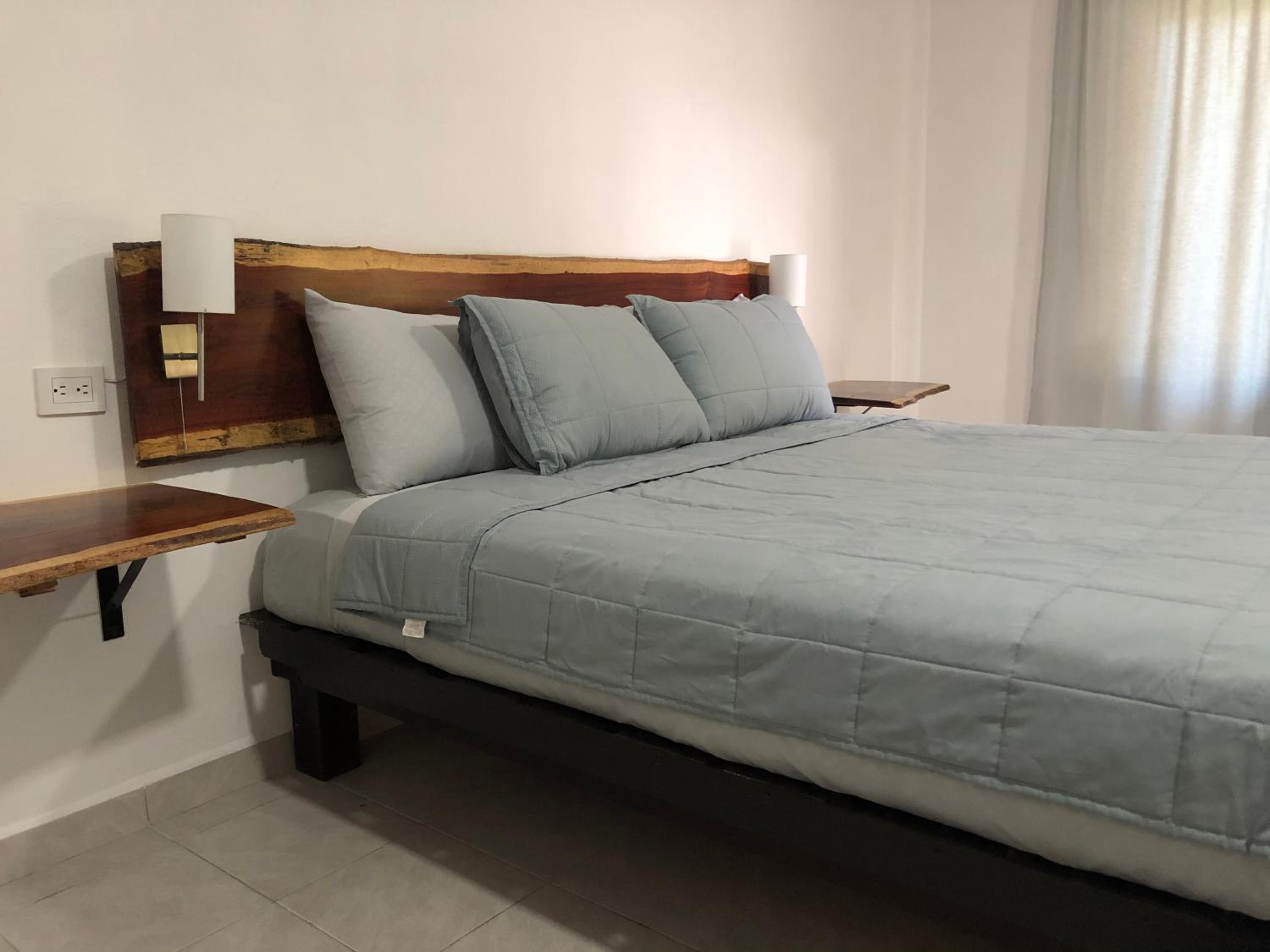 Double or Twin Room - Photo 4