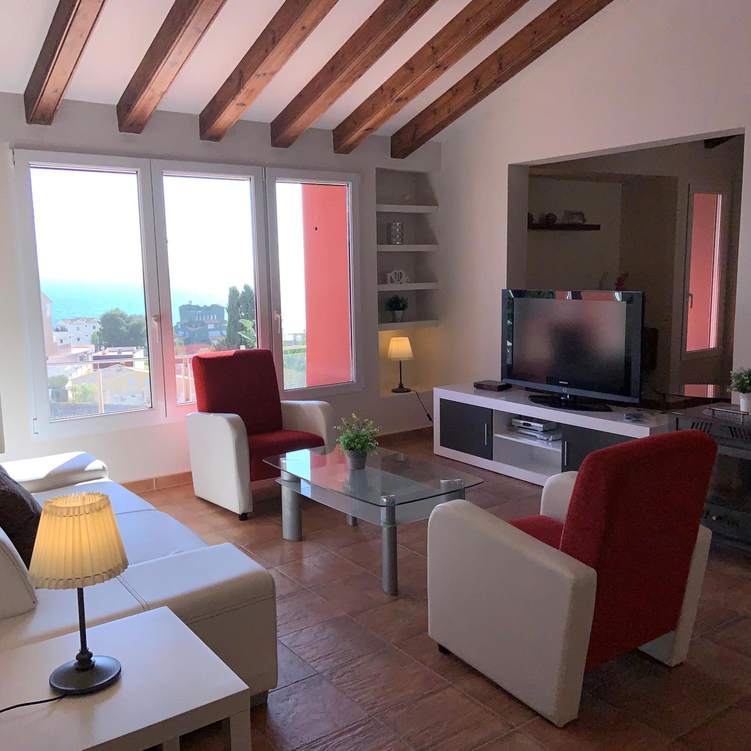 Villa de Tres Habitaciones