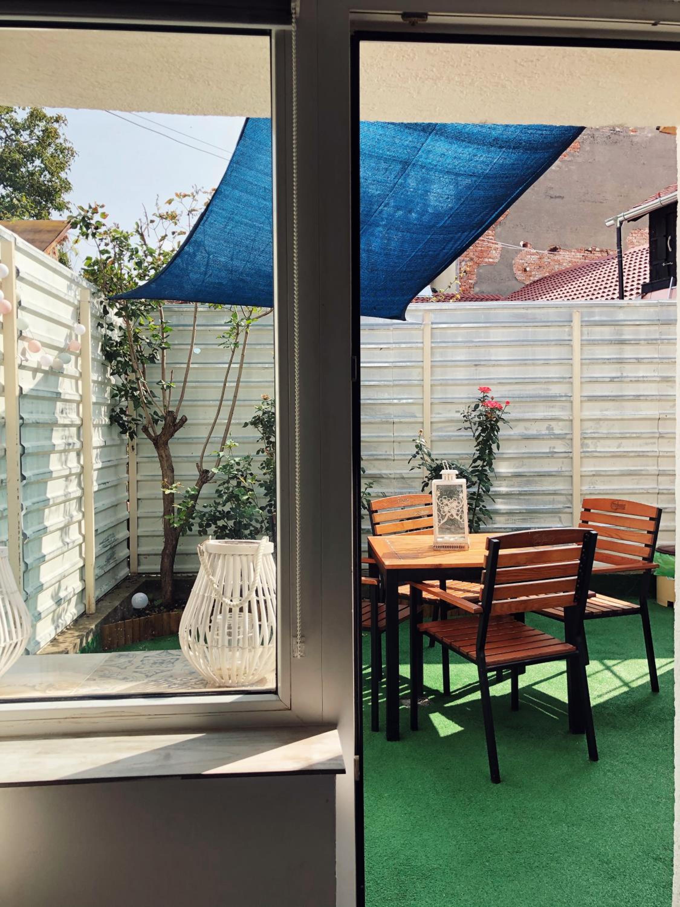 Apartment with Terrace - Photo 15