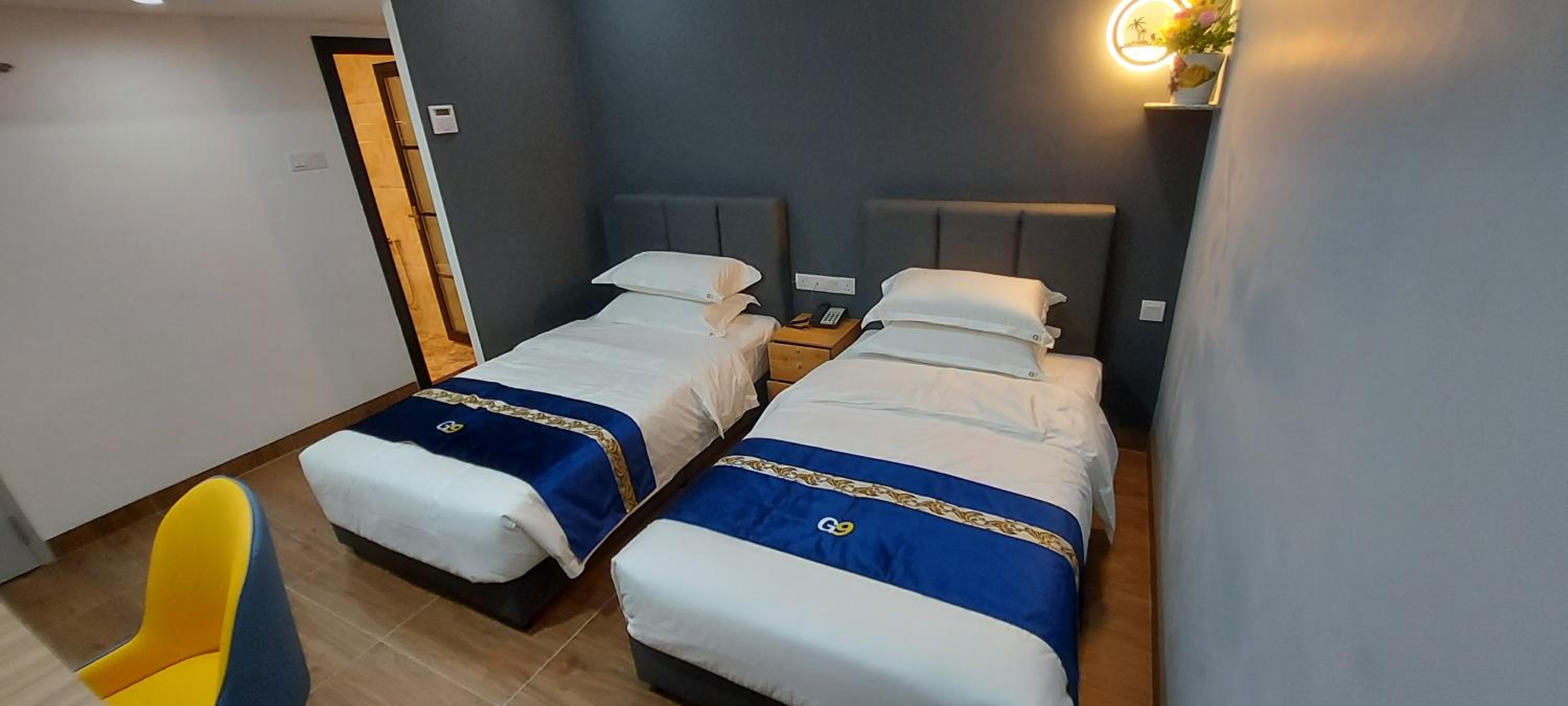 Superior Twin Room - Photo 8