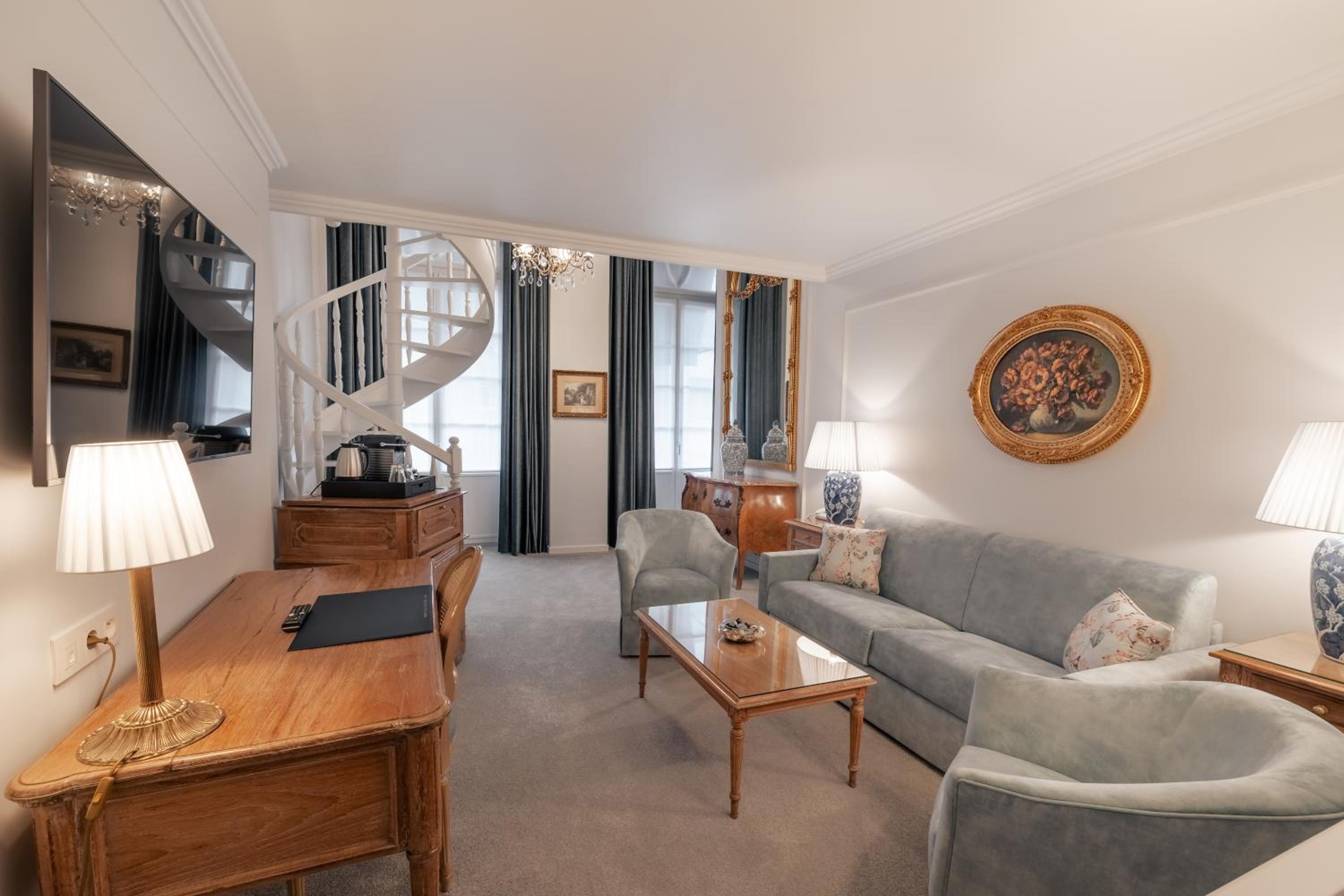 Duplex Junior Suite - Photo 1