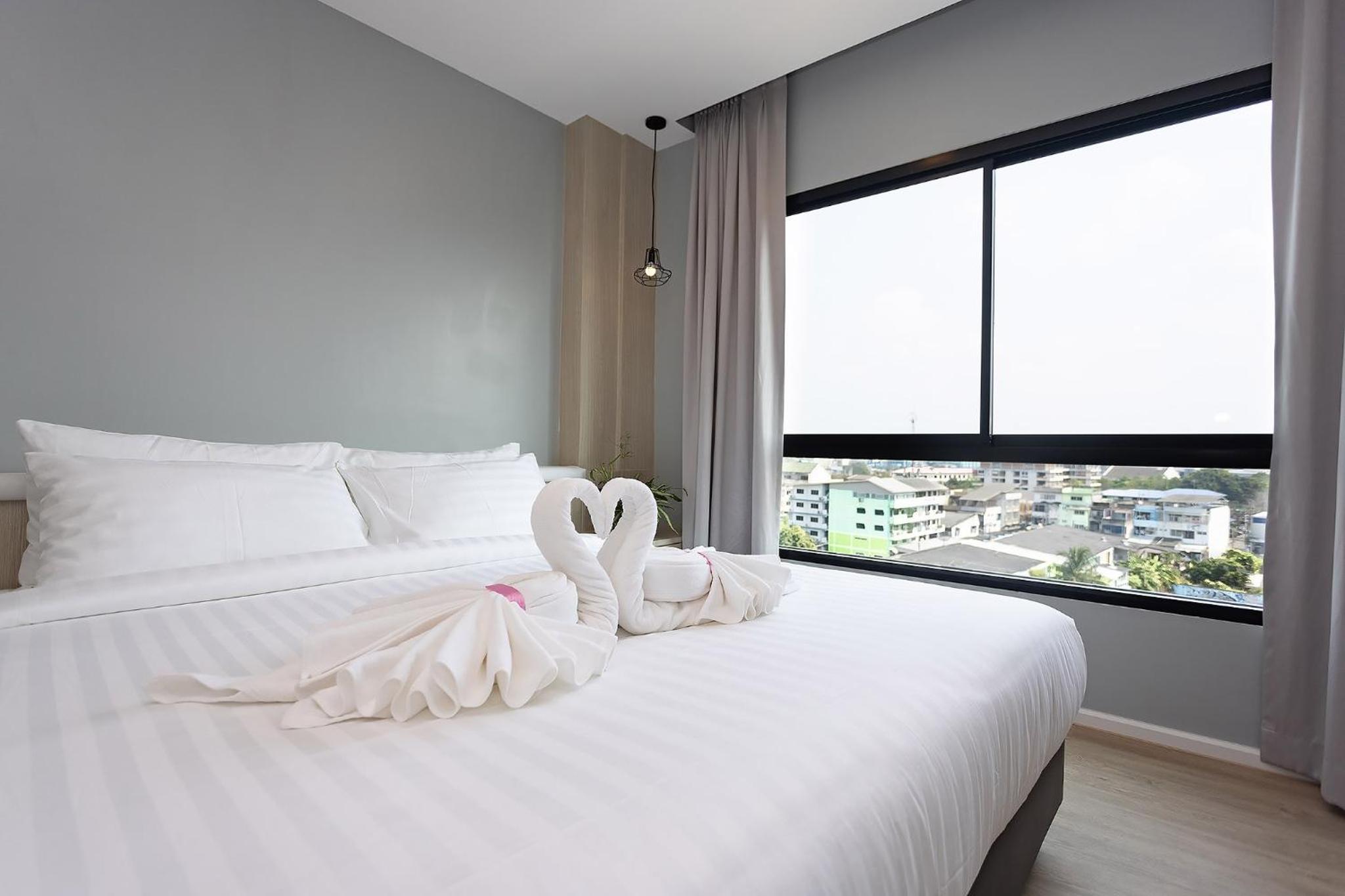 Superior King Room - Photo 4