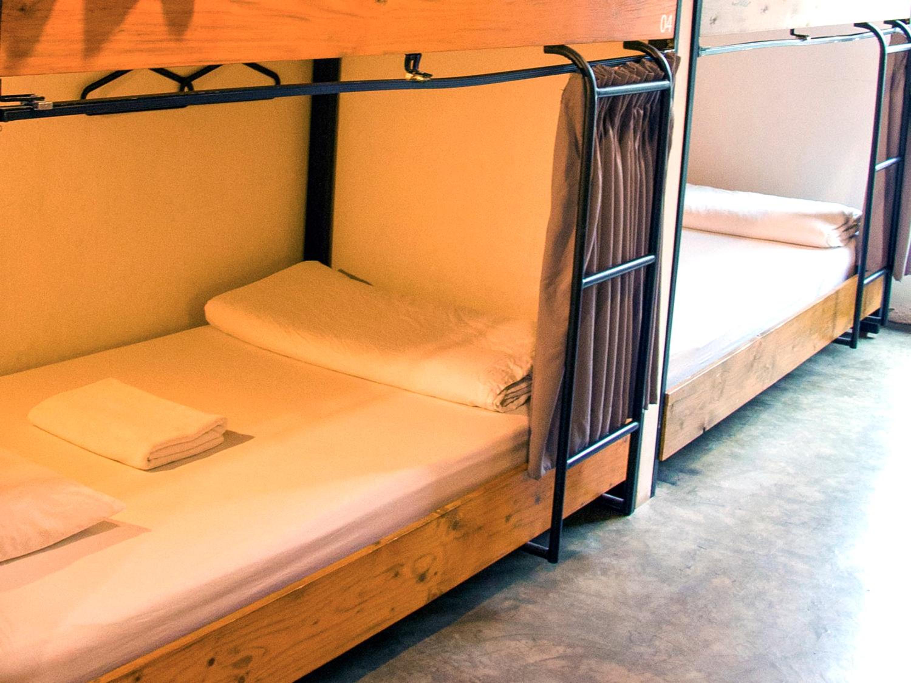 Bed in 10-Bed Mixed Dormitory Room photo 1