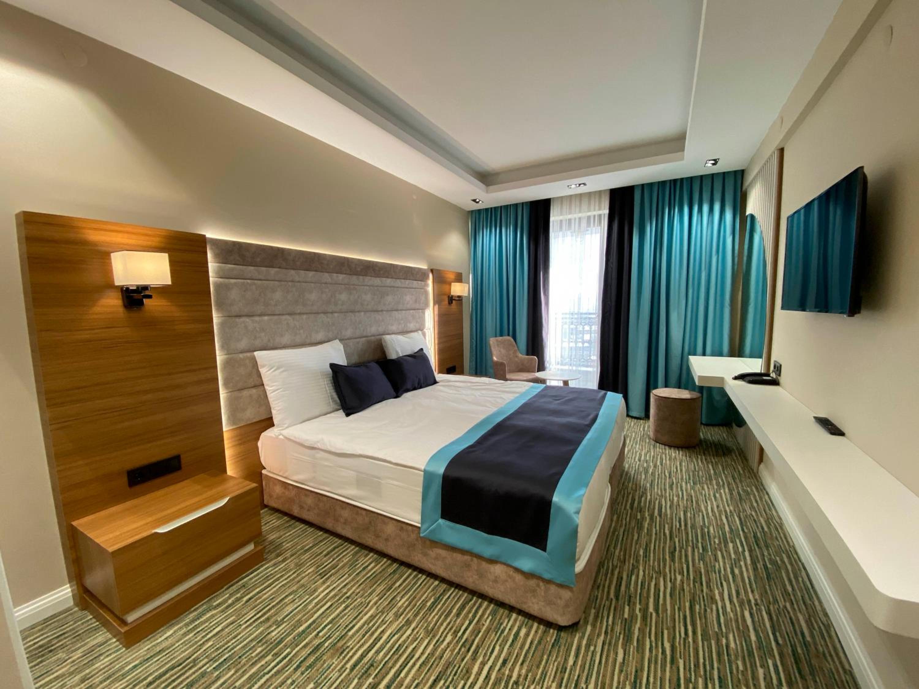 Standard Double Room - Photo 7