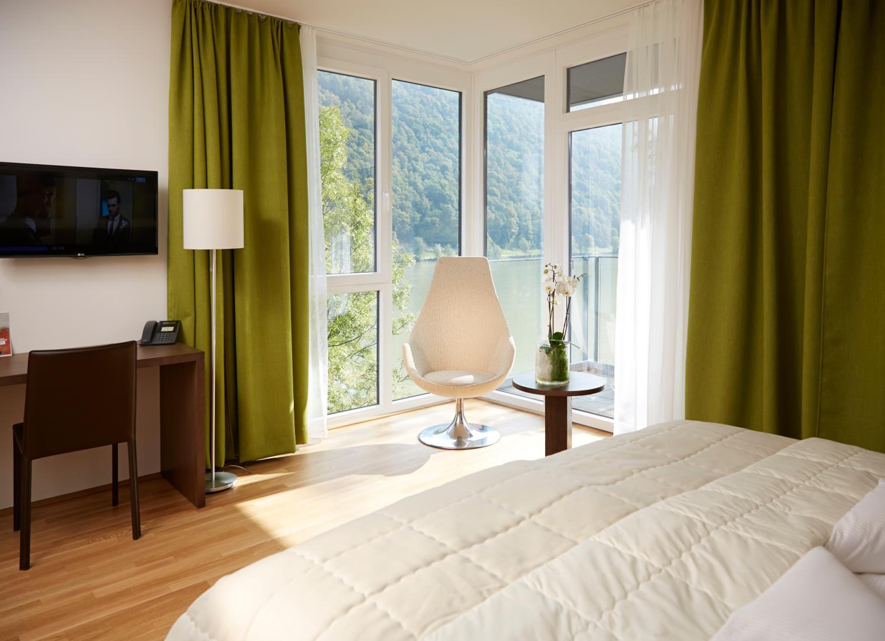 Premium Double or Twin Room with Balcony or Terrace photo 1