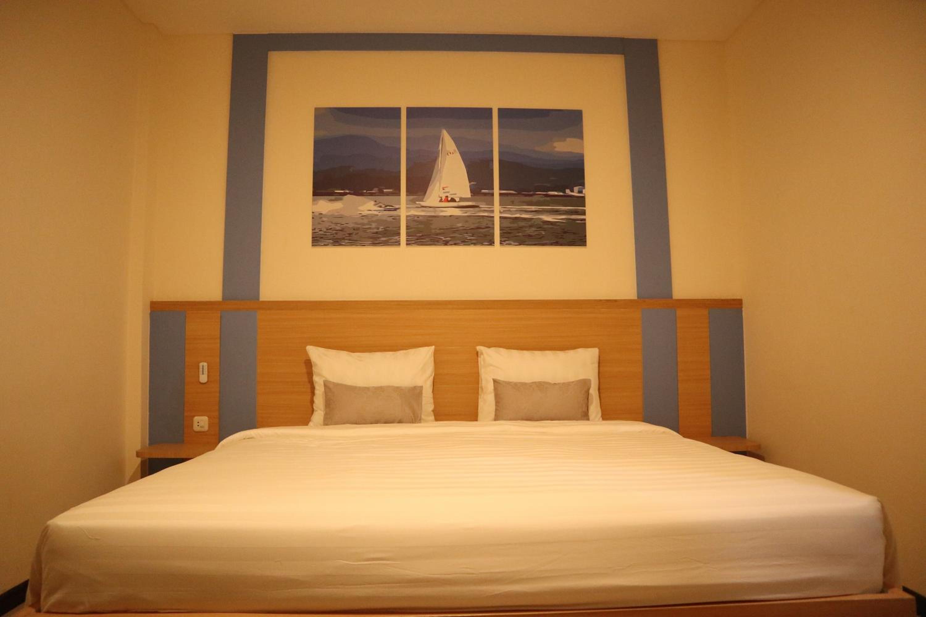 Superior Double Room - No Window - Photo 1