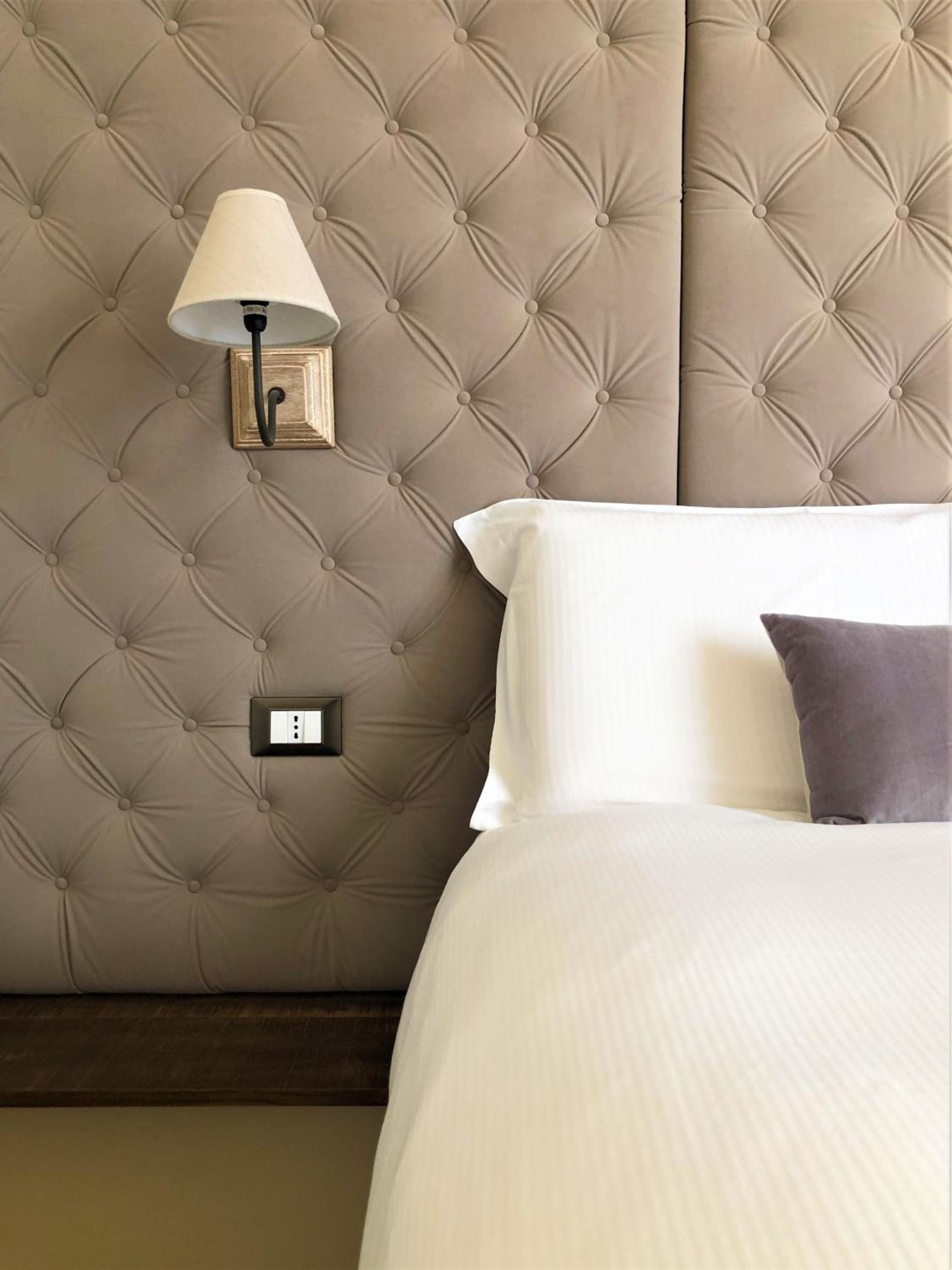 Superior Double Room - Photo 8