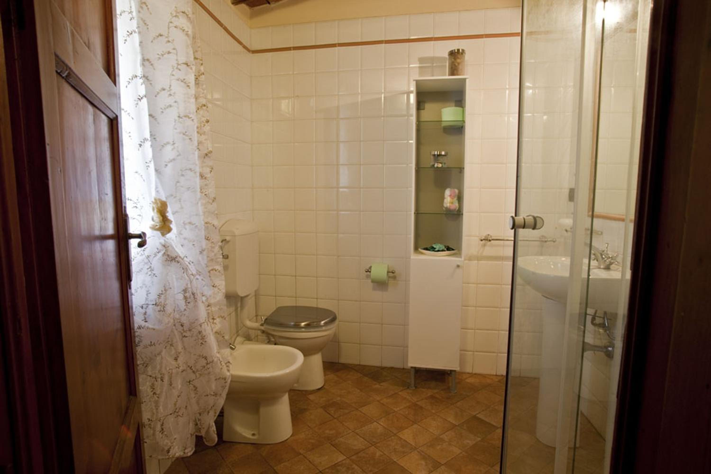 One-Bedroom Apartment - Photo 21