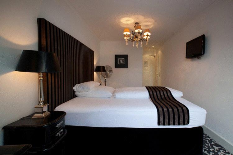 Small Double Room - Photo 2