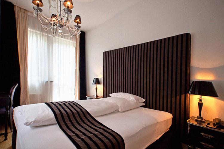 Small Double Room - Photo 3