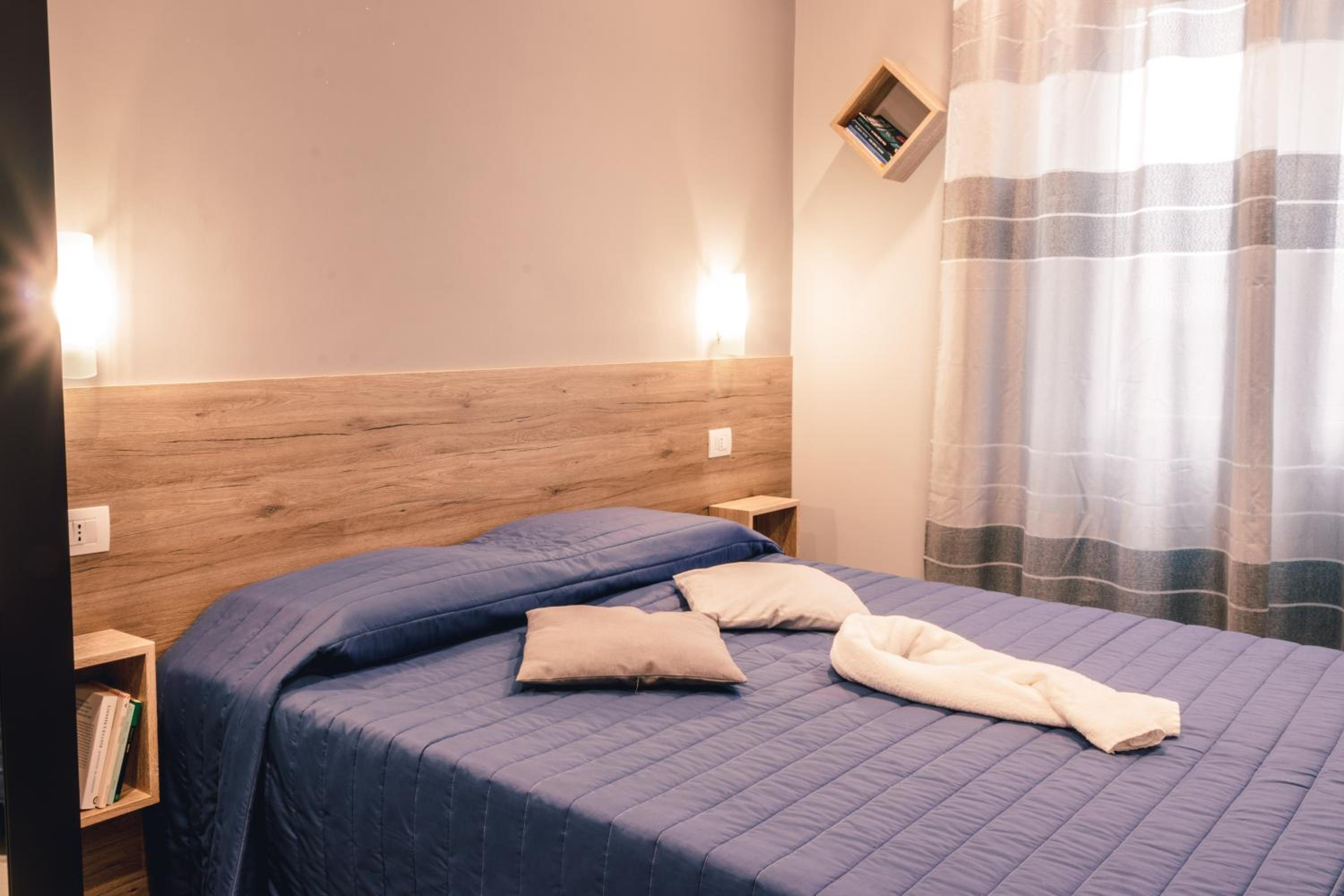 Deluxe Double or Twin Room with Mountain View