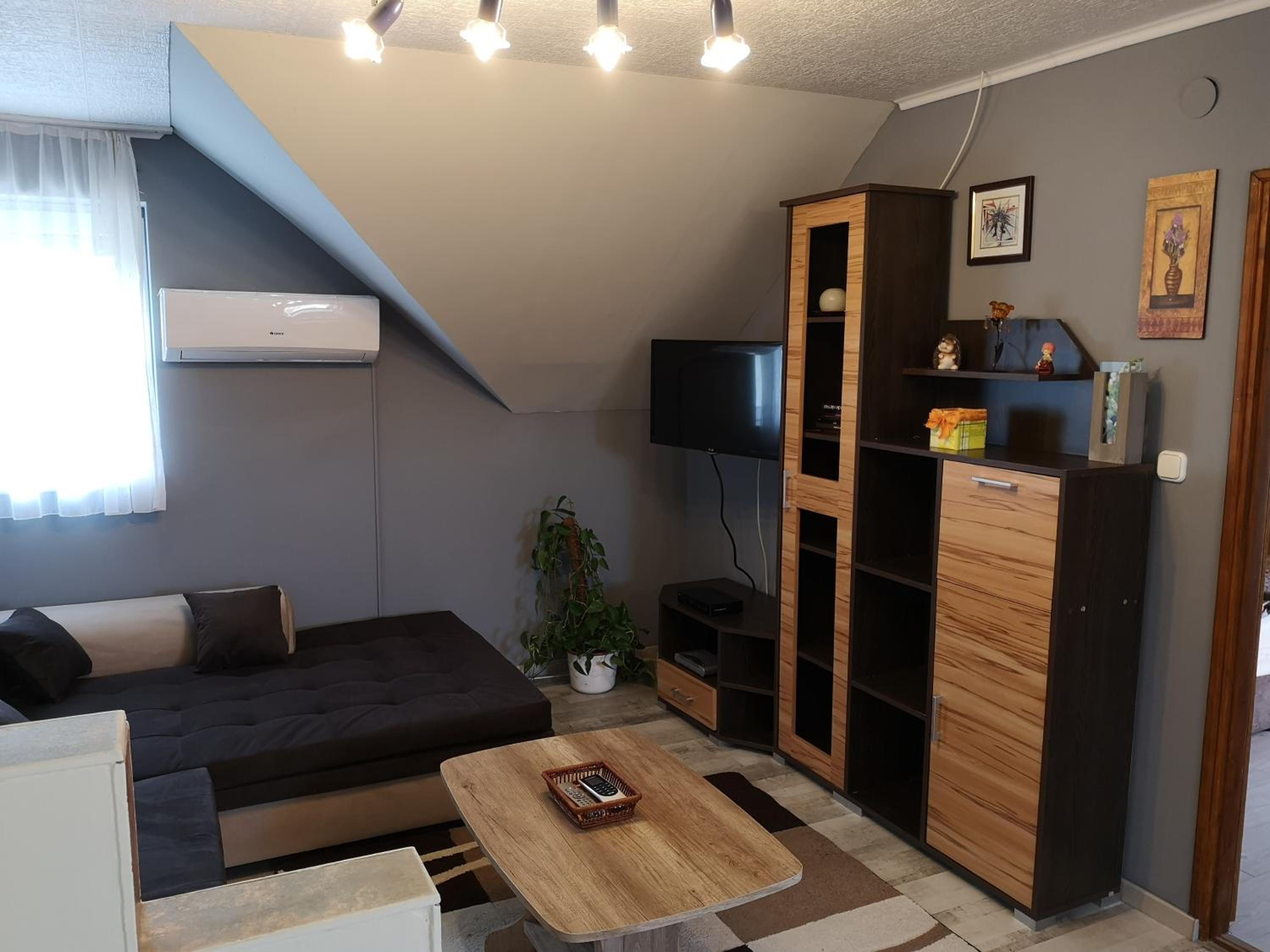 Apartment with Balcony photo 1
