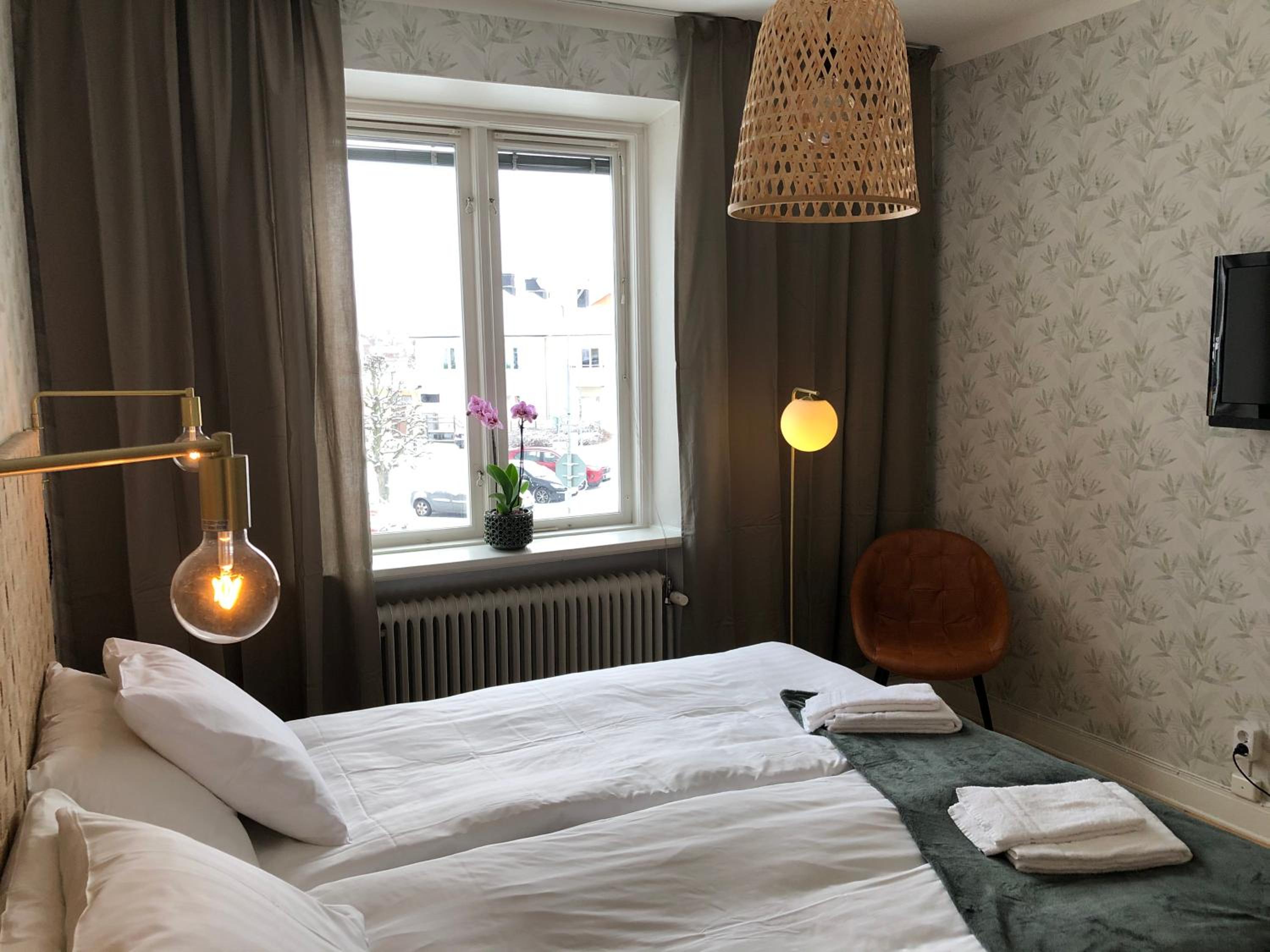 Standard Double Room - Photo 4