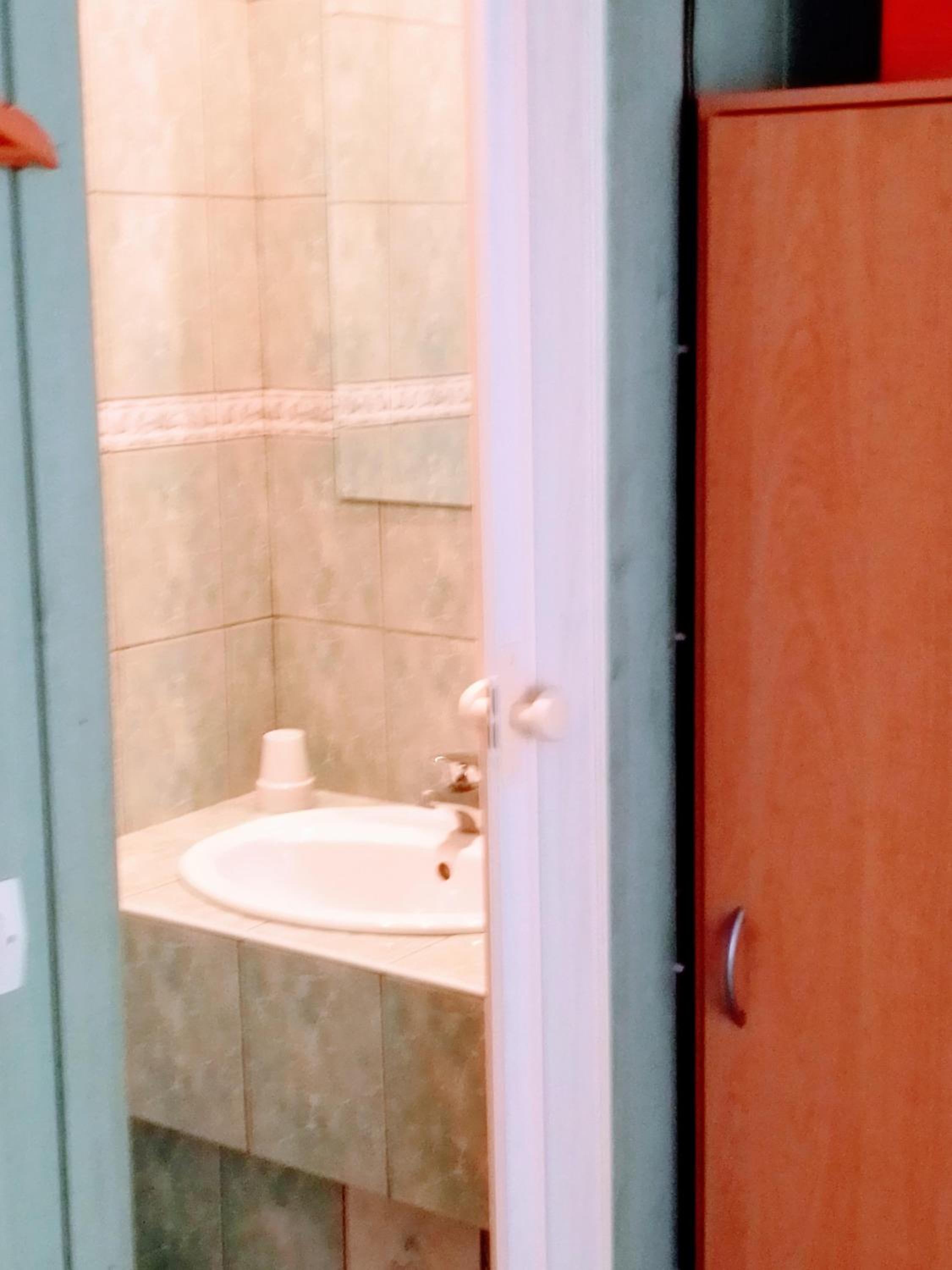 Double Room with Shared Toilet photo 3