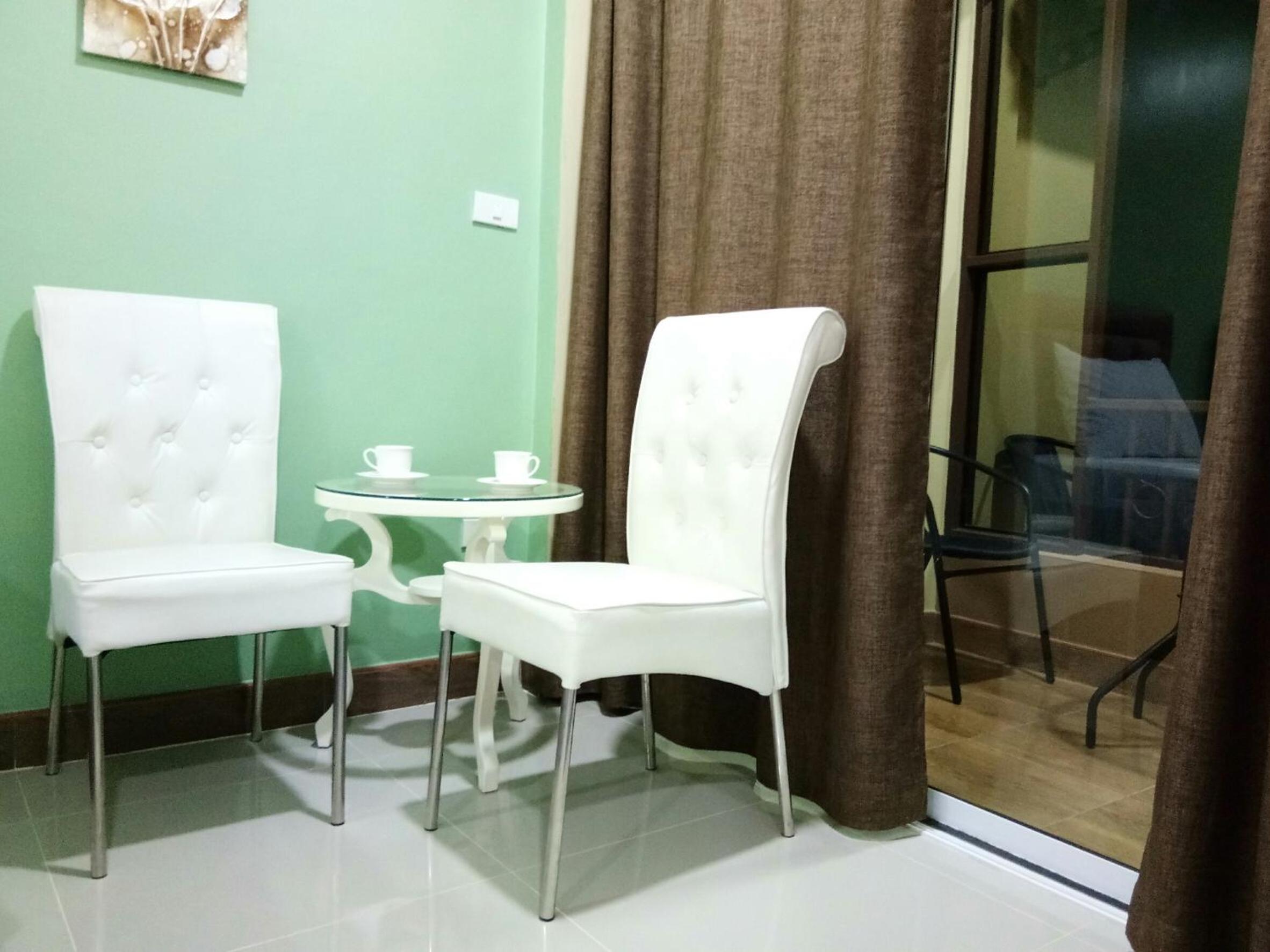 Twin Room with Private Bathroom - Photo 3