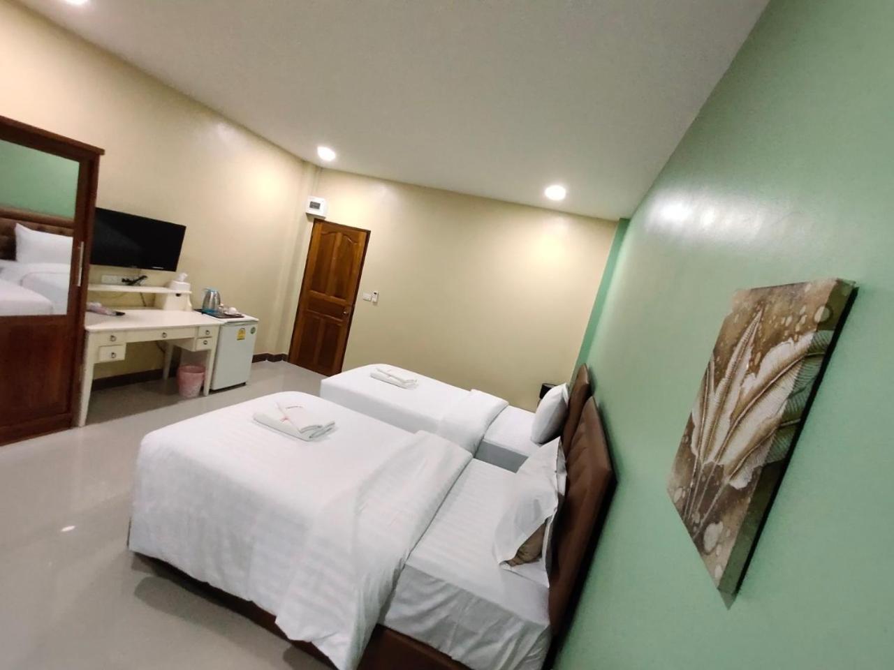 Premium Quadruple Room - Photo 5