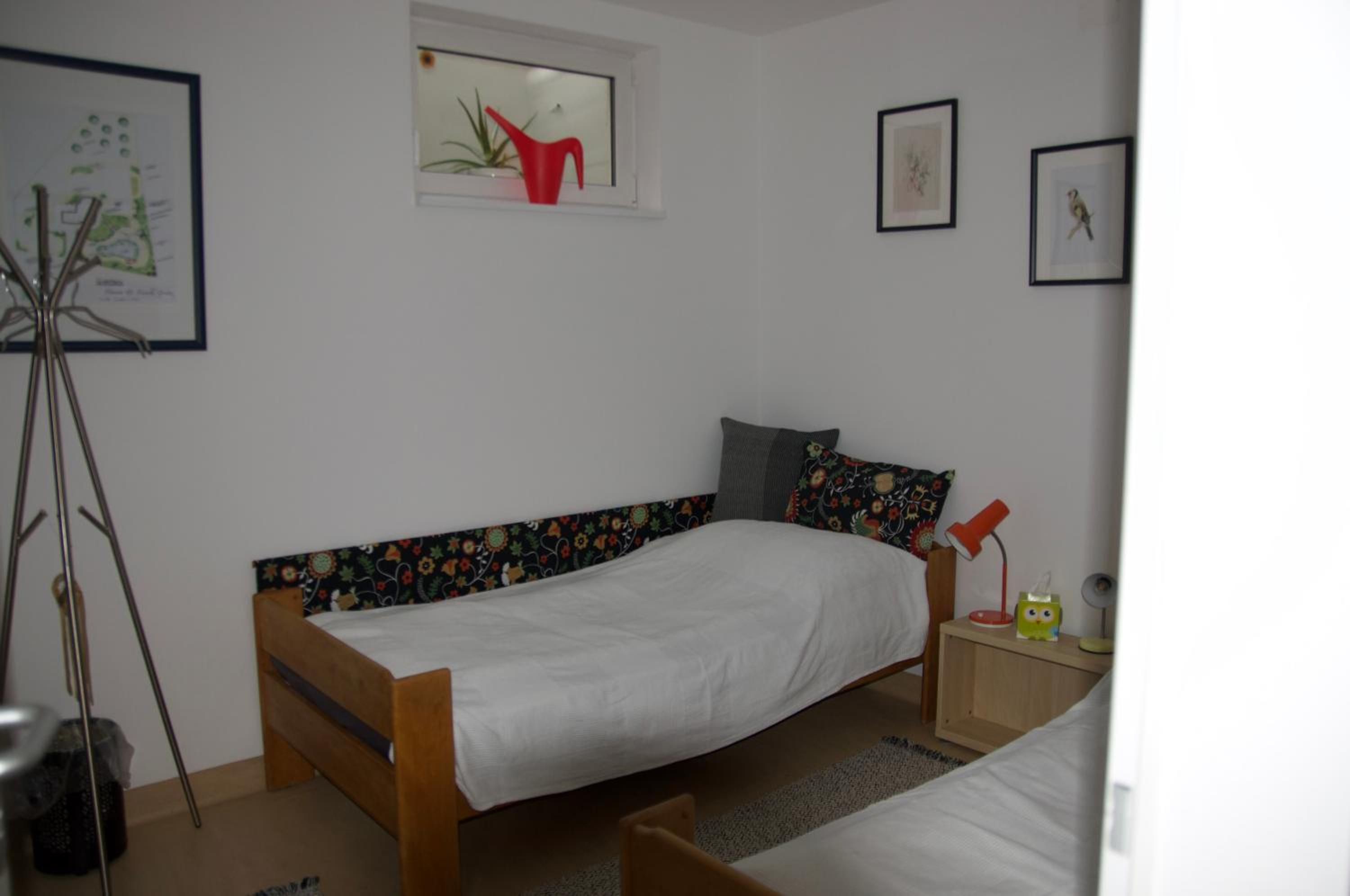 Family Room with Private Bathroom - Photo 23