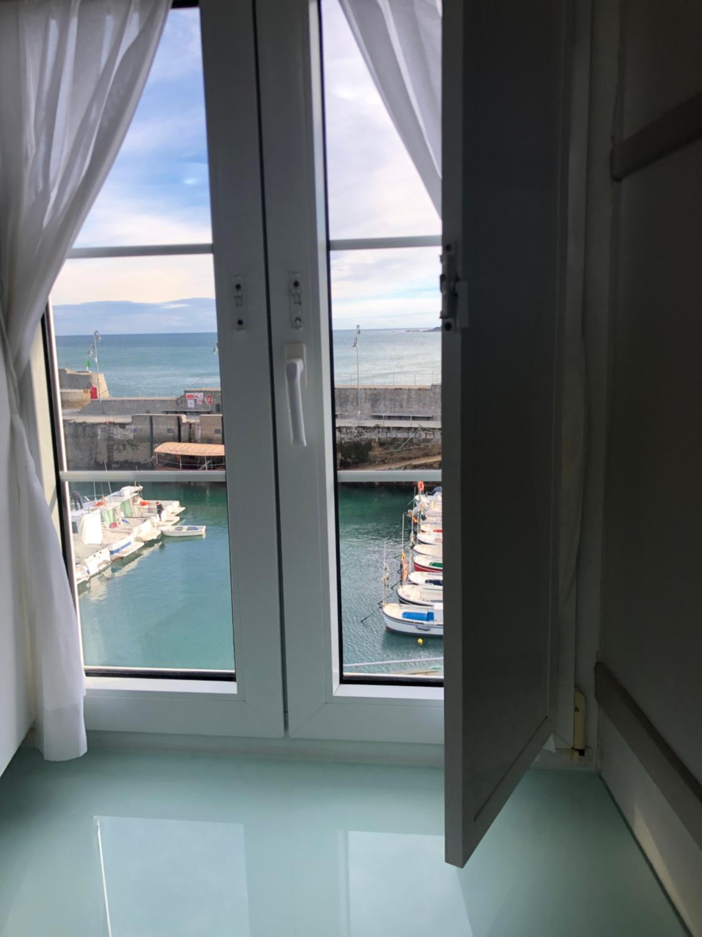 Double Room with Sea View photo 3