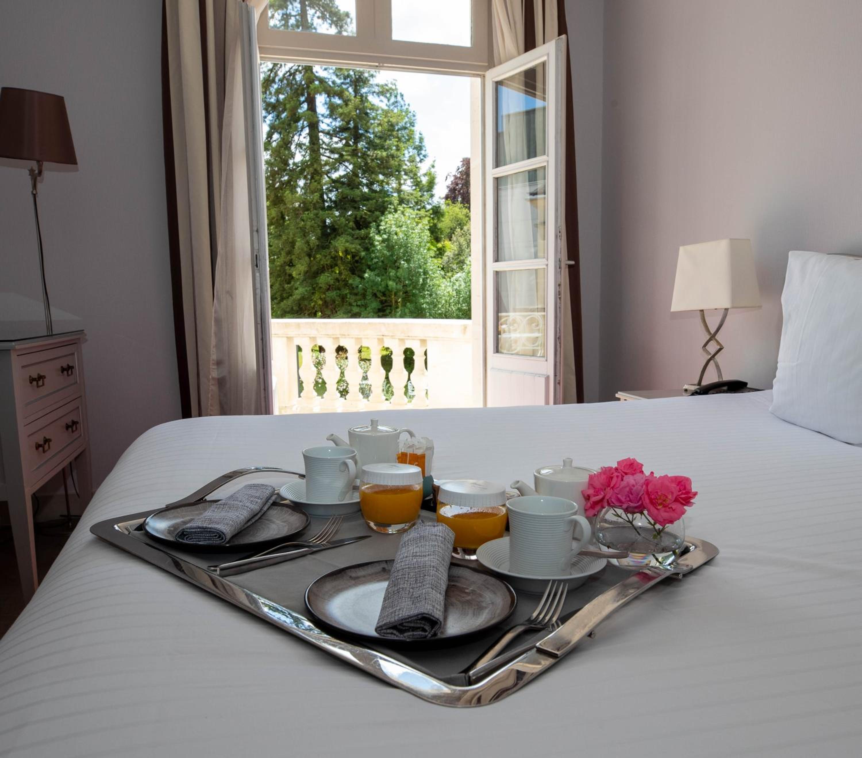 Privilege Suite - Castle photo 2
