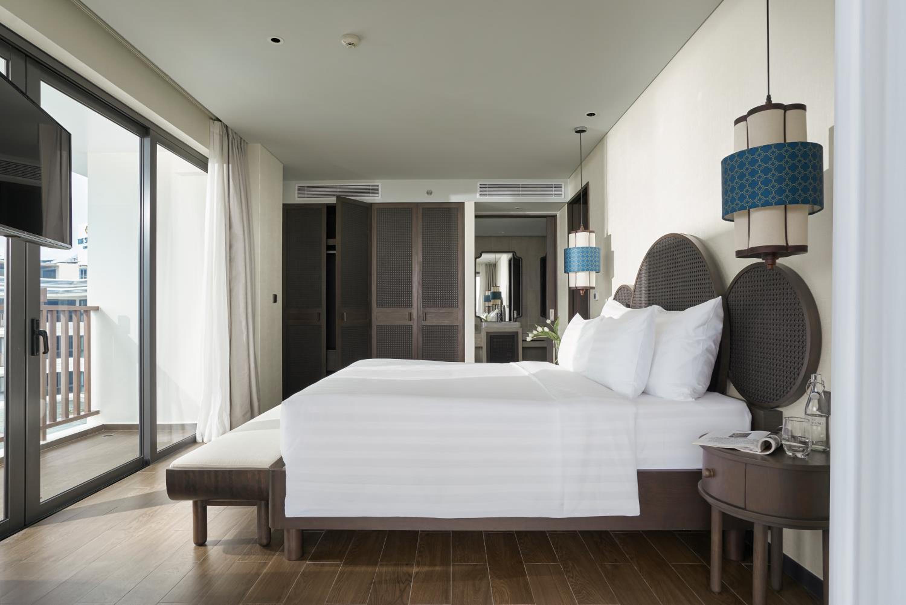 The Secret Suite with Ocean View (Include Welcome drink & Airport shuttle bus)