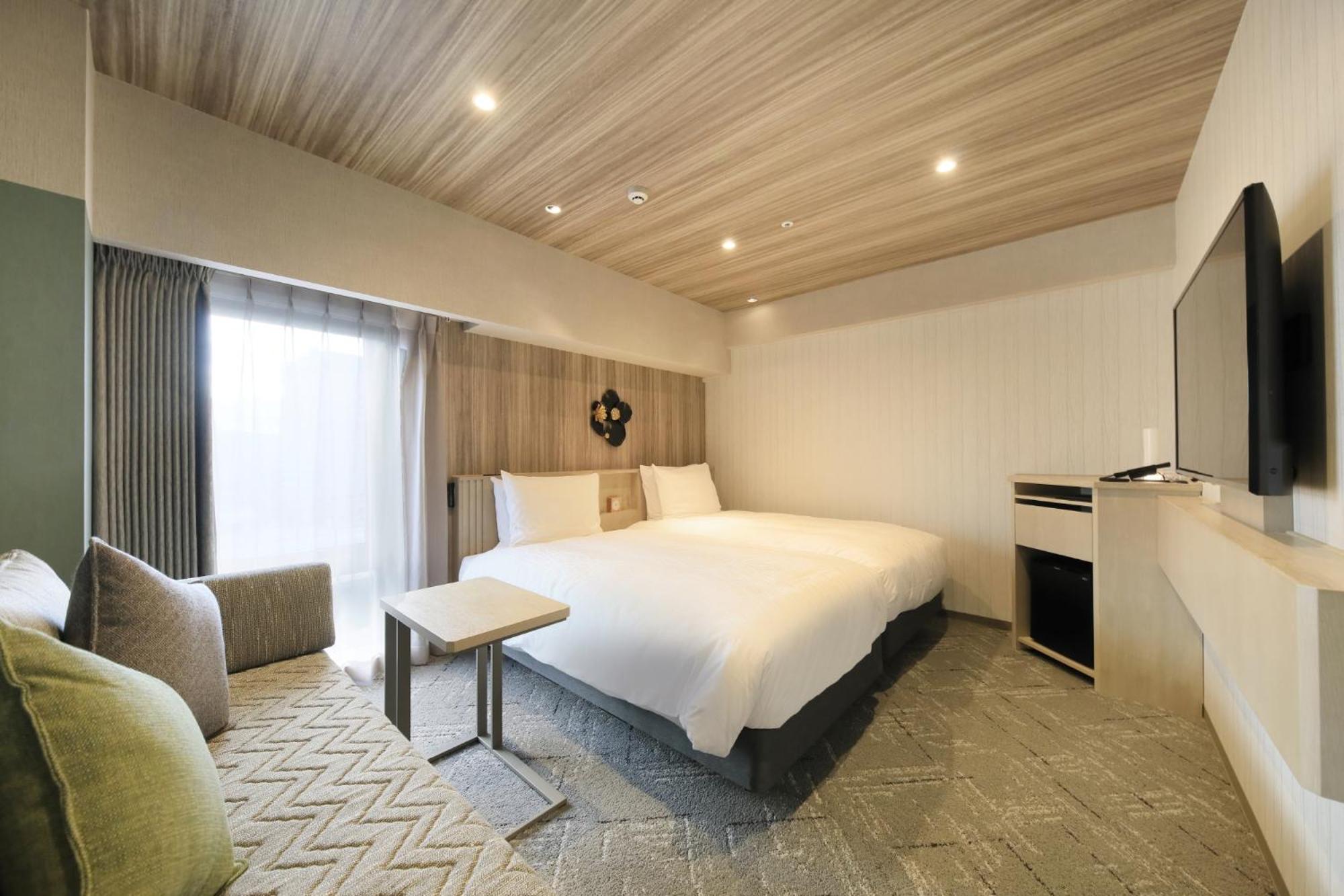 Twin Room with Station View - Non-Smoking - Photo 22