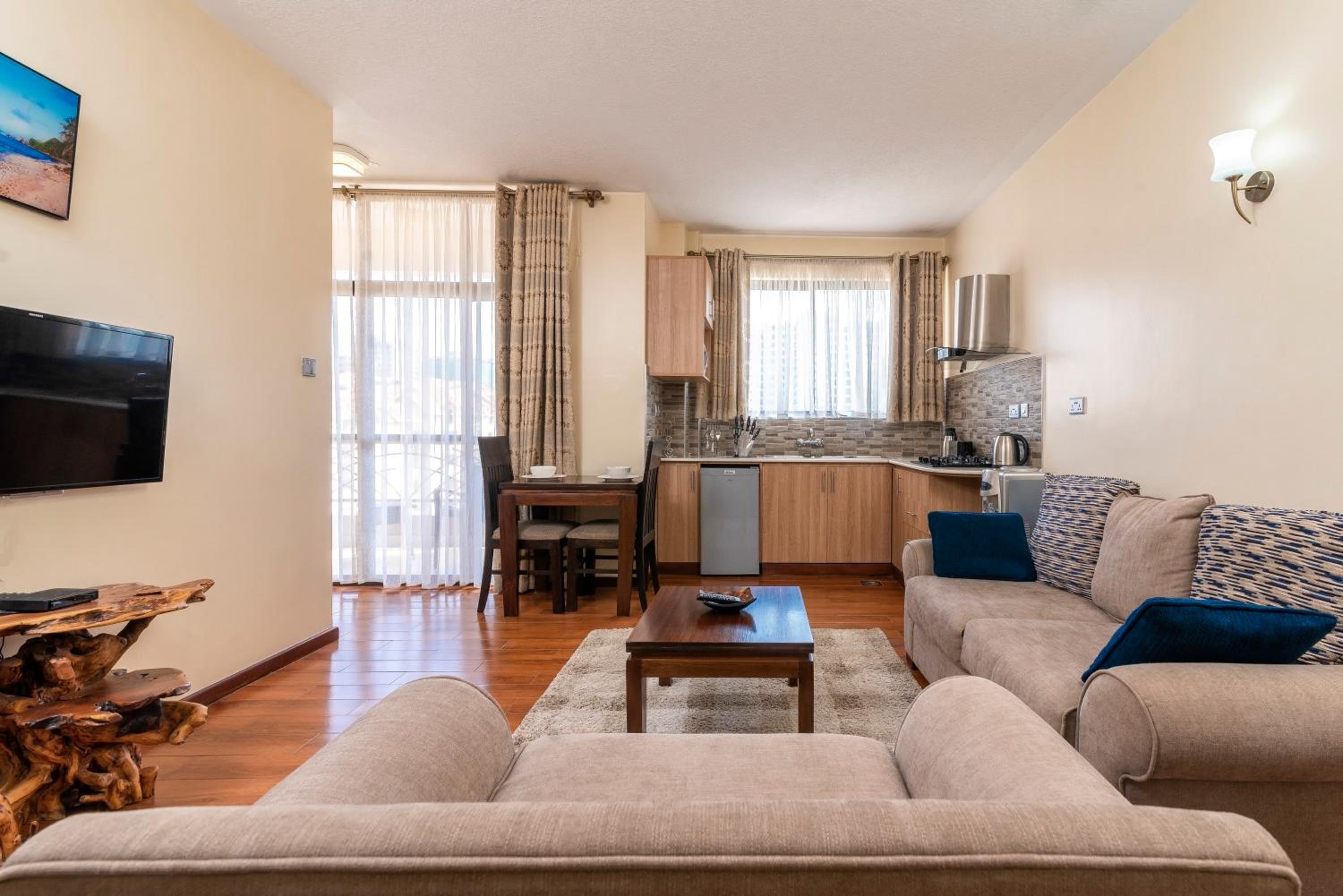 Superior Apartment photo 2