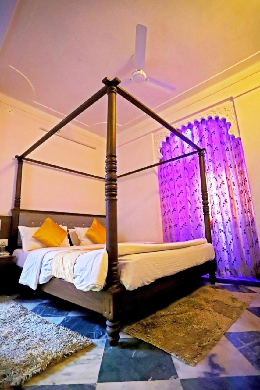 King Room With Lake View