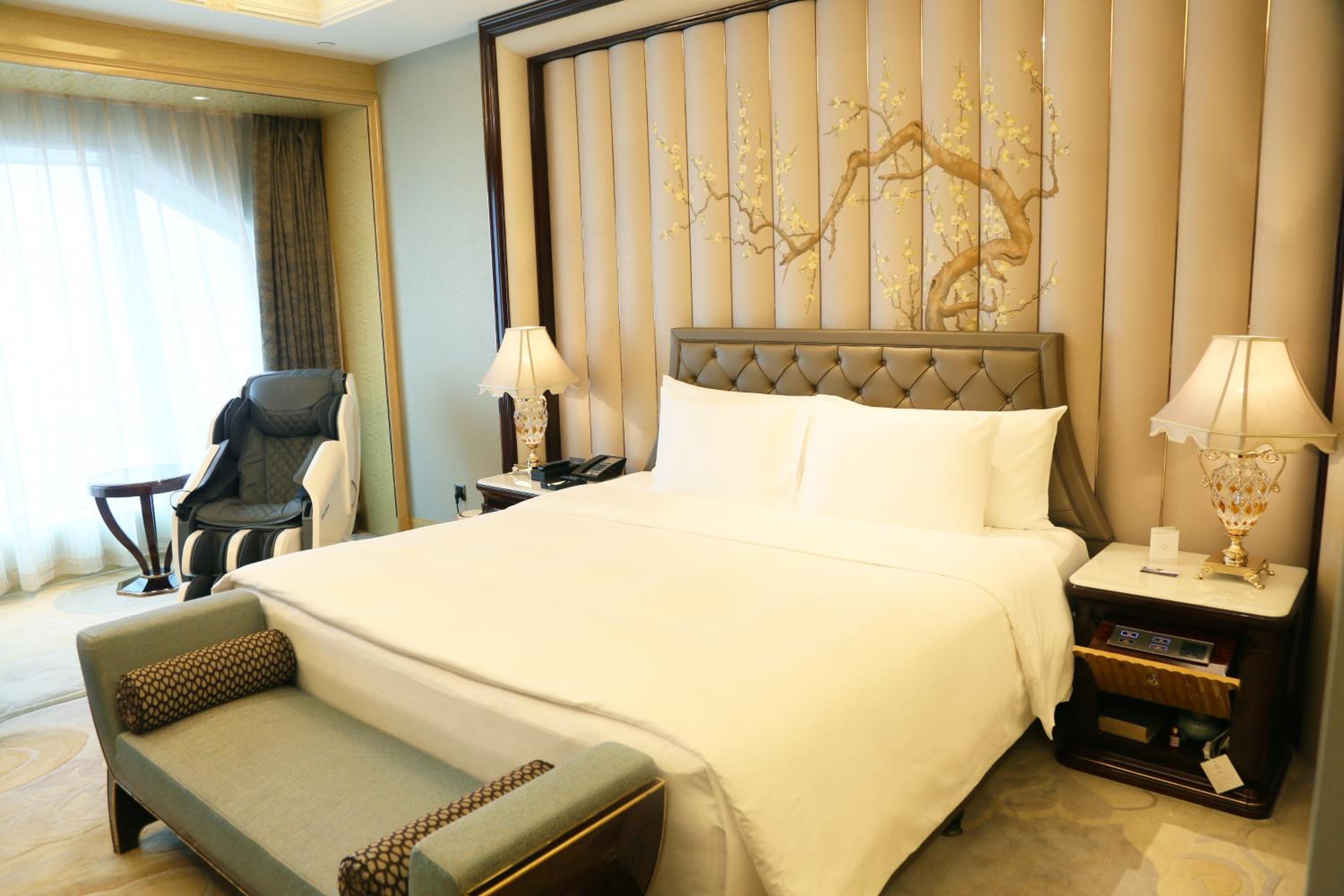 Executive King Room photo 2