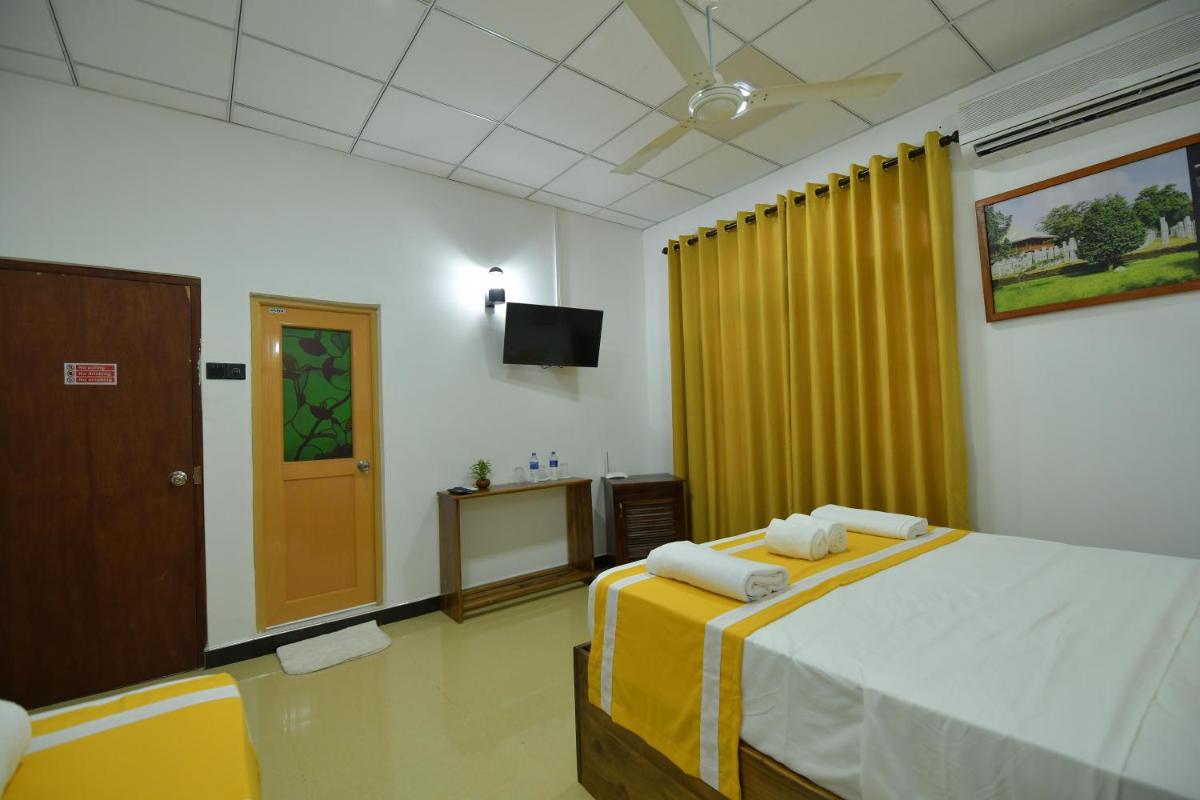 Deluxe Triple Room