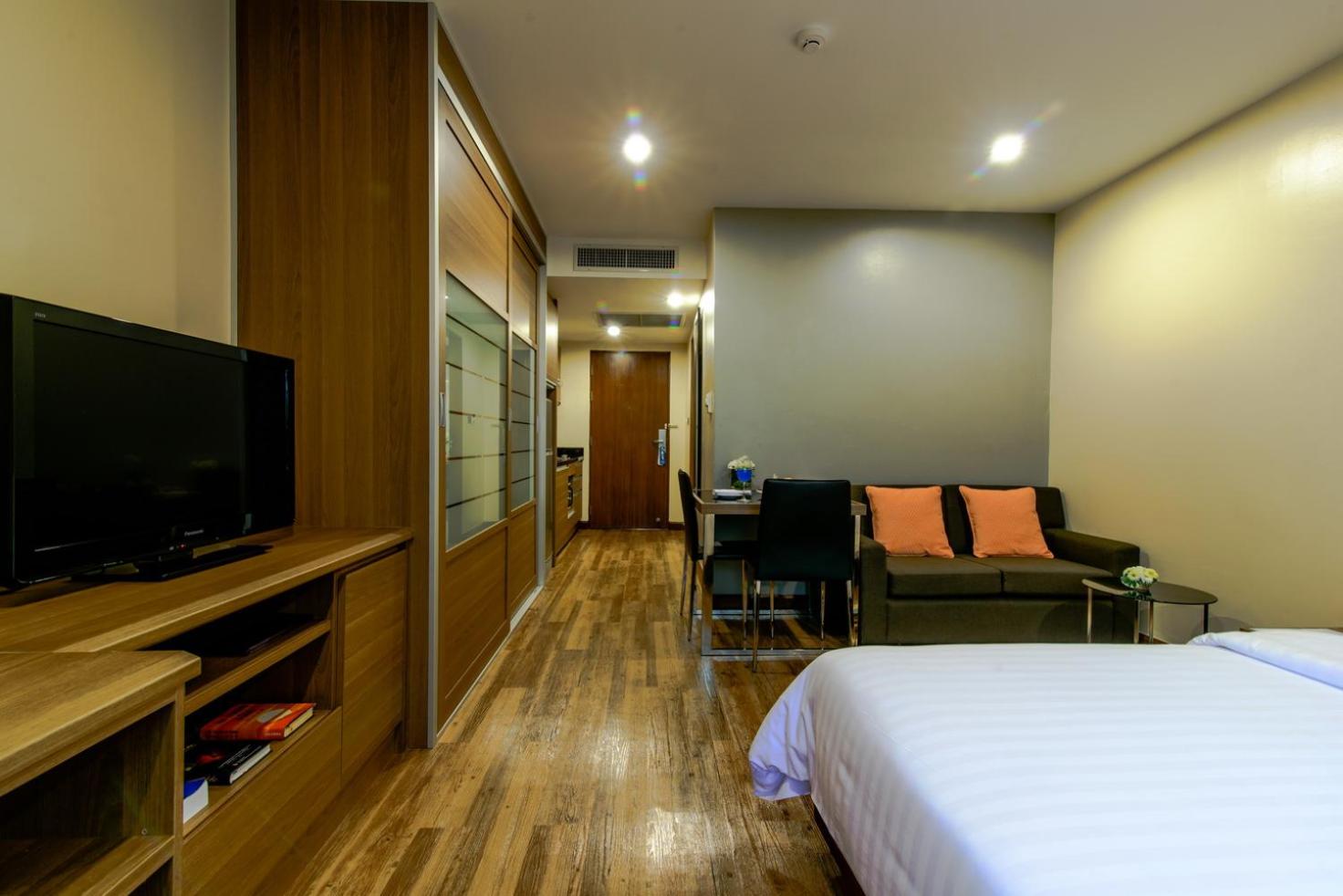 Studio Room (Tower Wing) photo 2
