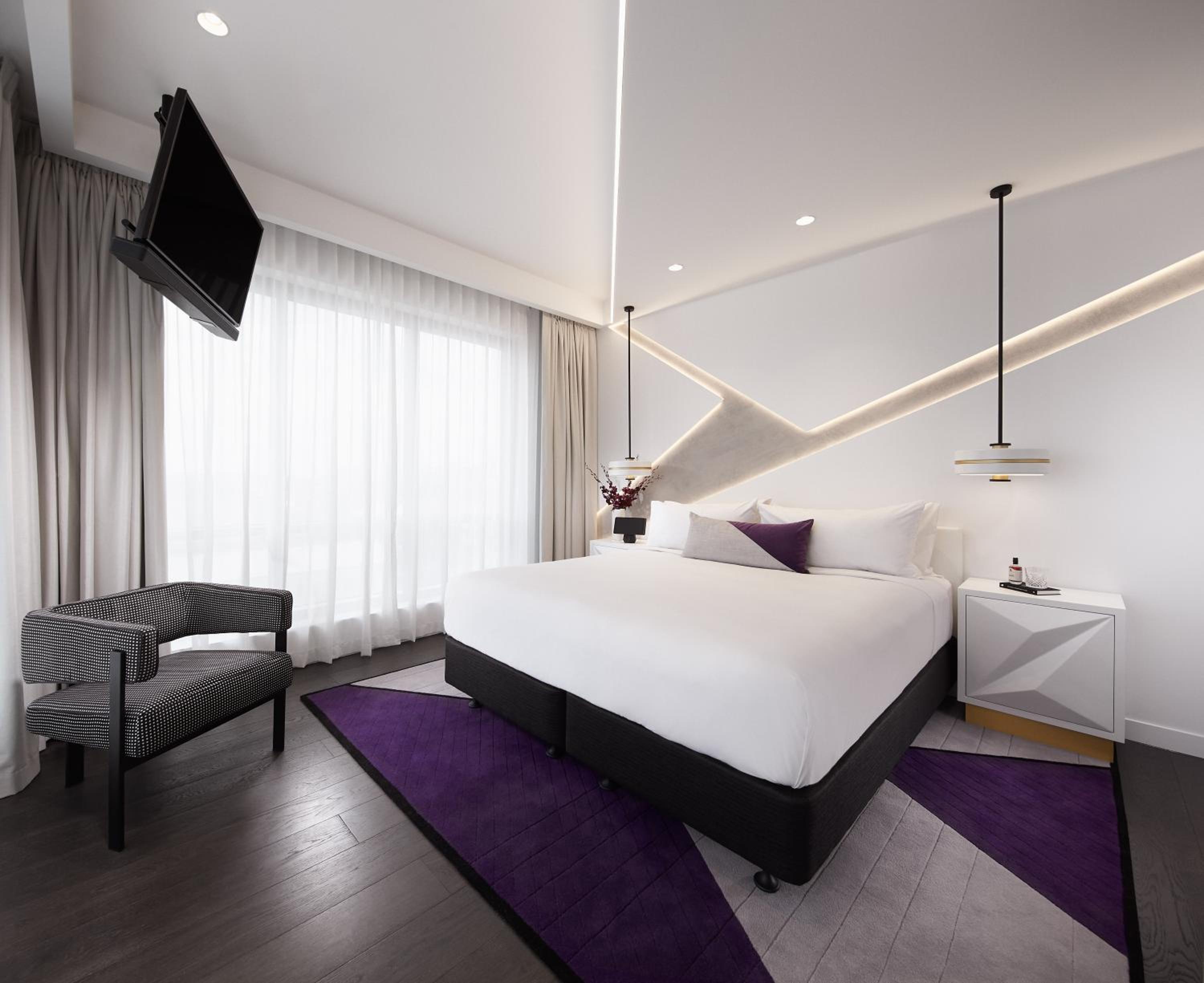 One-Bedroom Suite - Photo 1