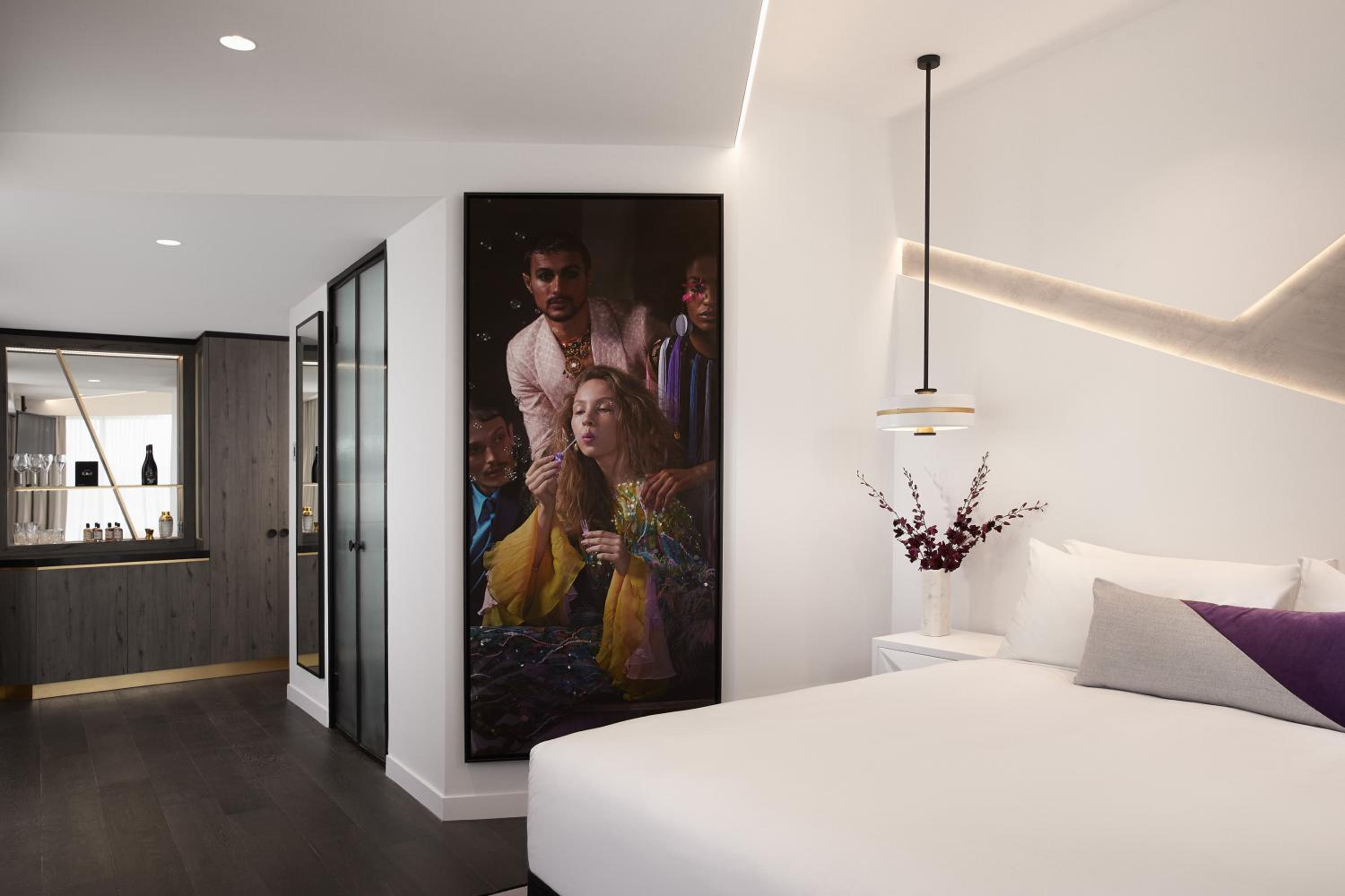 Premium King Room - Photo 1